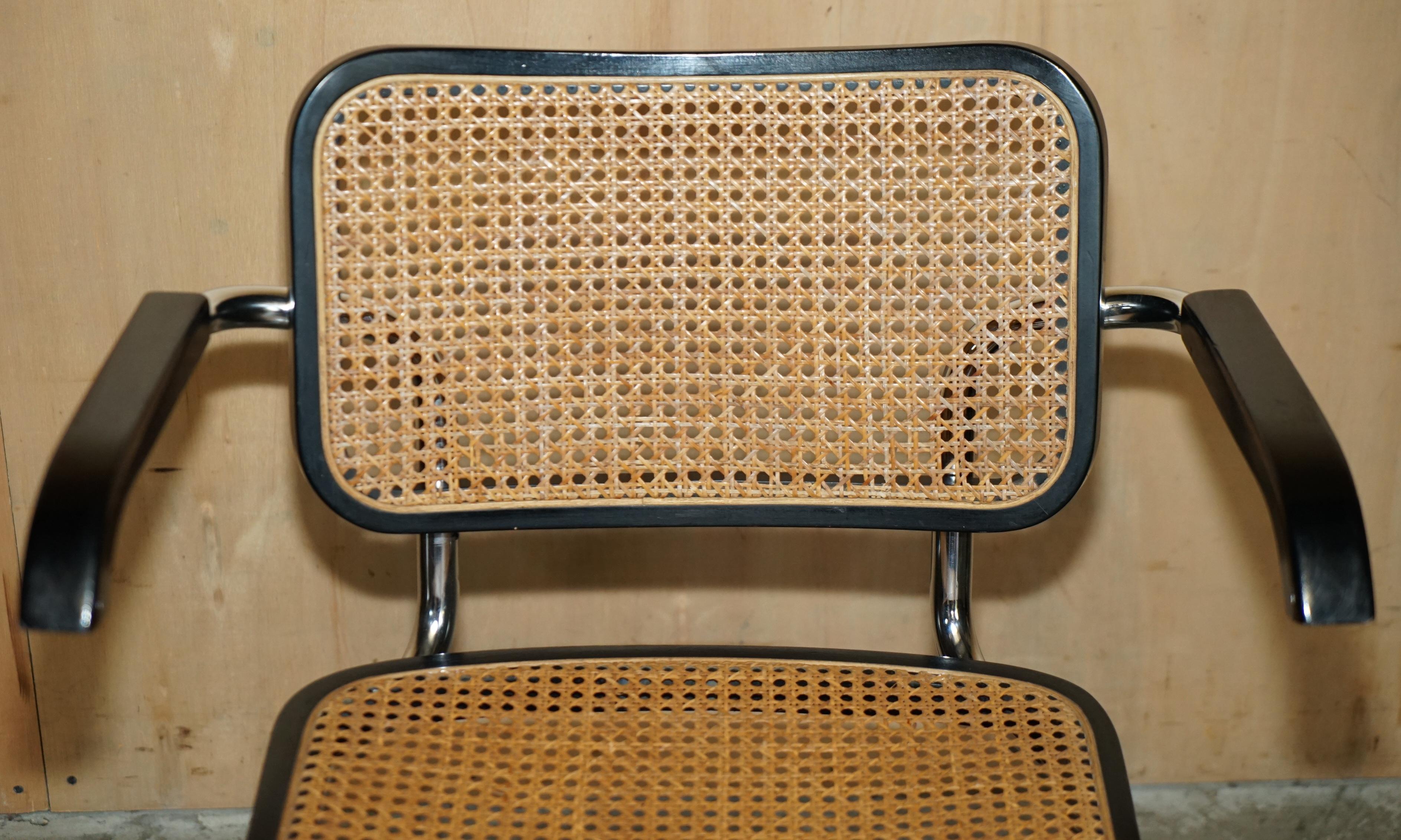 TIMELESS PAIR OF ViNTAGE MARCEL BREUER CESCA KNOLL B32 CHROME BERGERE ARMCHAIRS Bon état - En vente à West Sussex, Pulborough