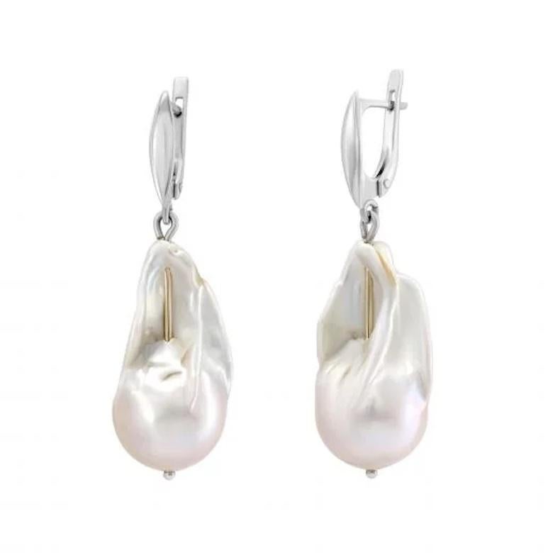 gold leverback pearl earrings