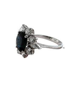 Timeless Ring in 18K White Gold and Sapphire