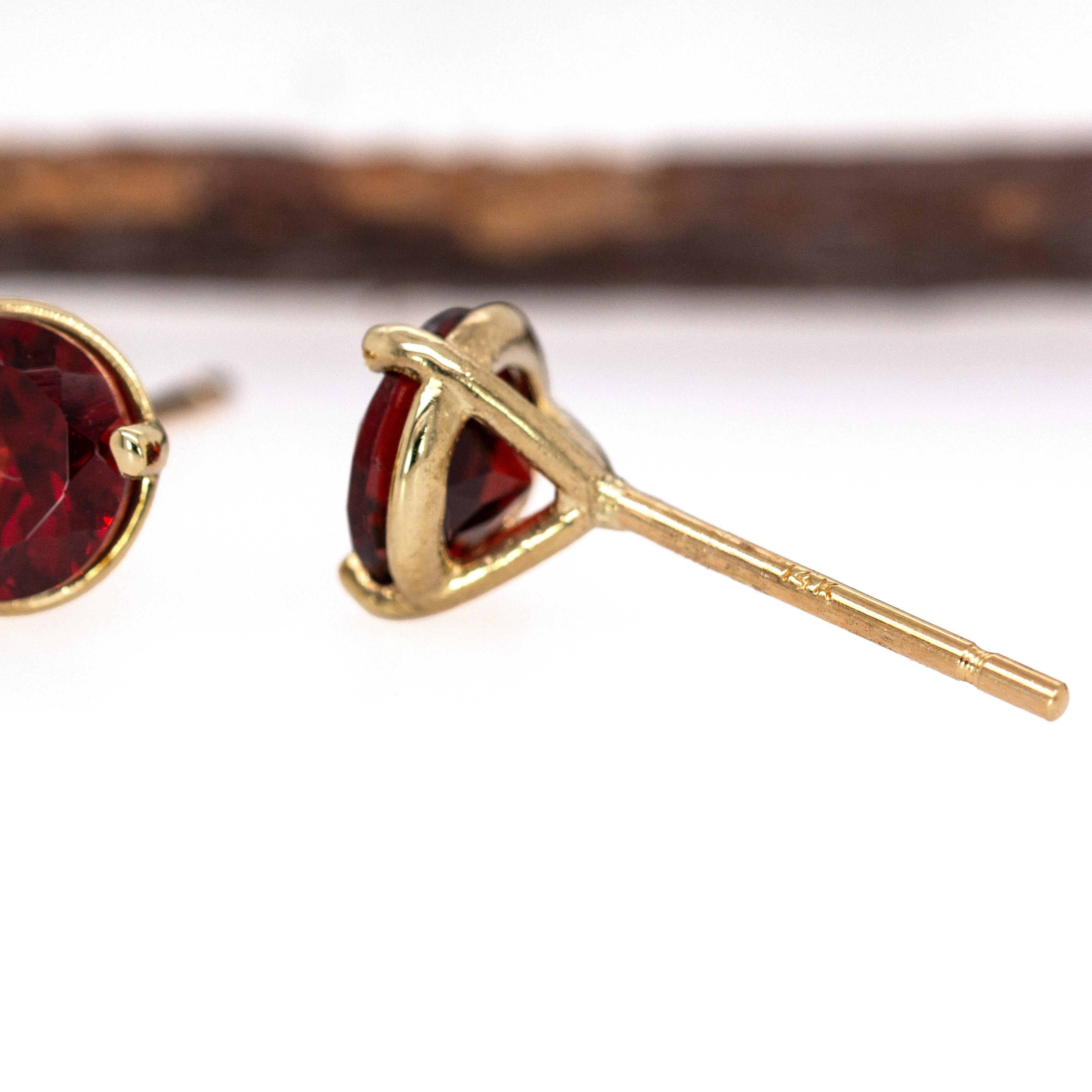 Timeless Round 6mm Red Garnet Martini Studs in Solid 14K Gold For Sale 1