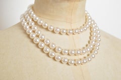 Timeless Salvatore Ferragamo Multi Strand Glass Pearl Gold Clasp Choker Necklace
