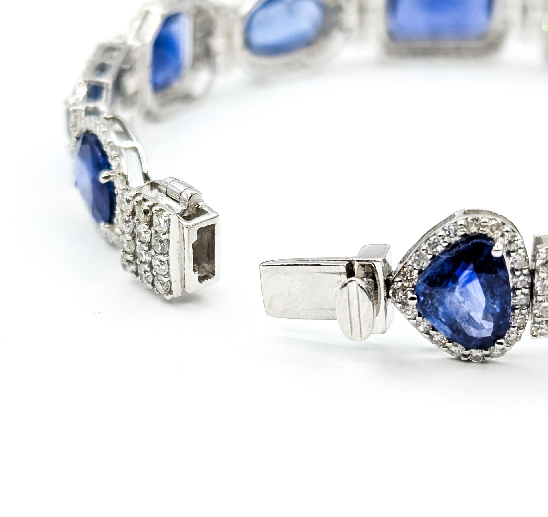 Pulsera intemporal con halo de zafiro en platino en venta 7