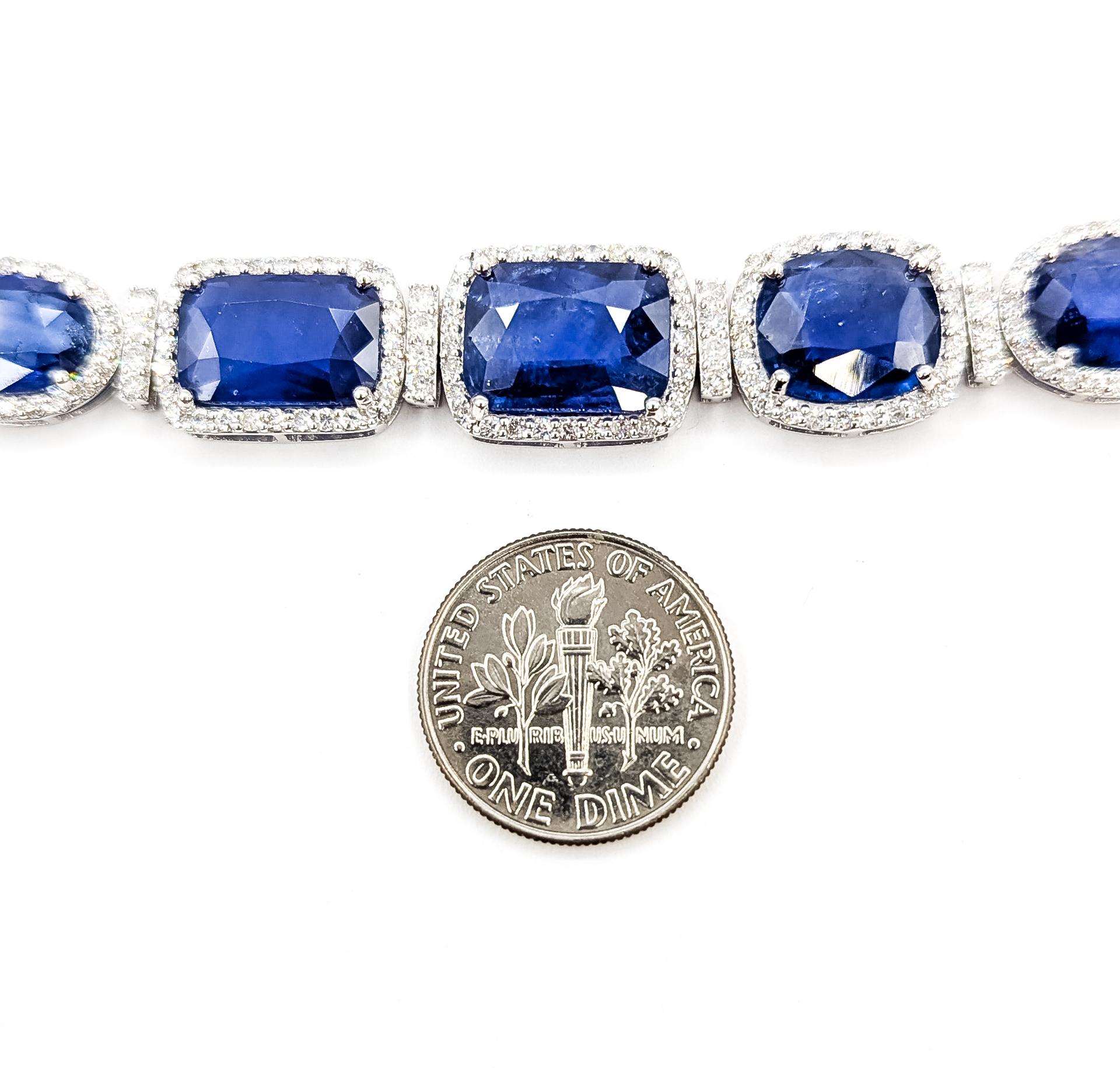 Pulsera intemporal con halo de zafiro en platino en venta 8