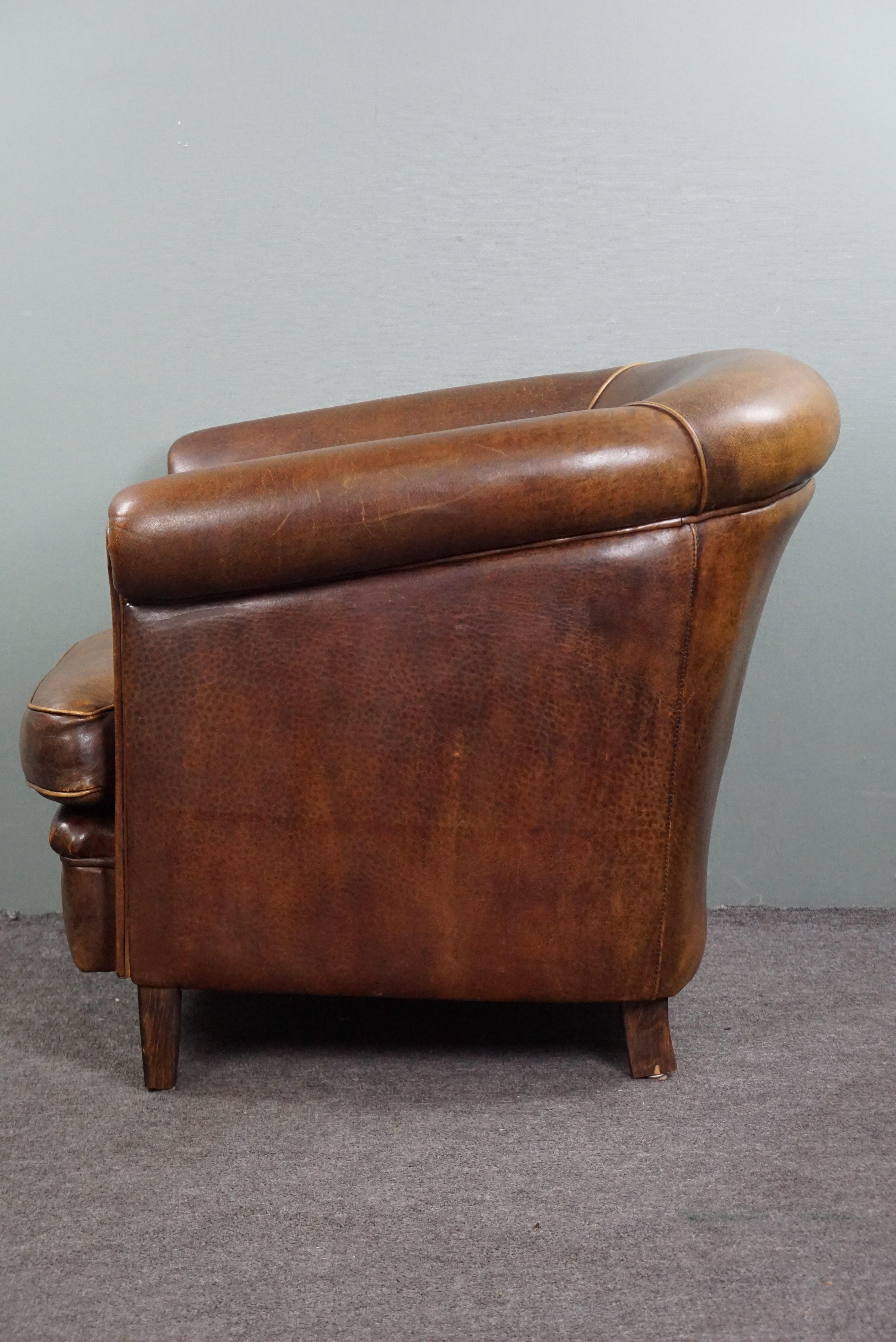 Timeless sheep leather club chair For Sale 3