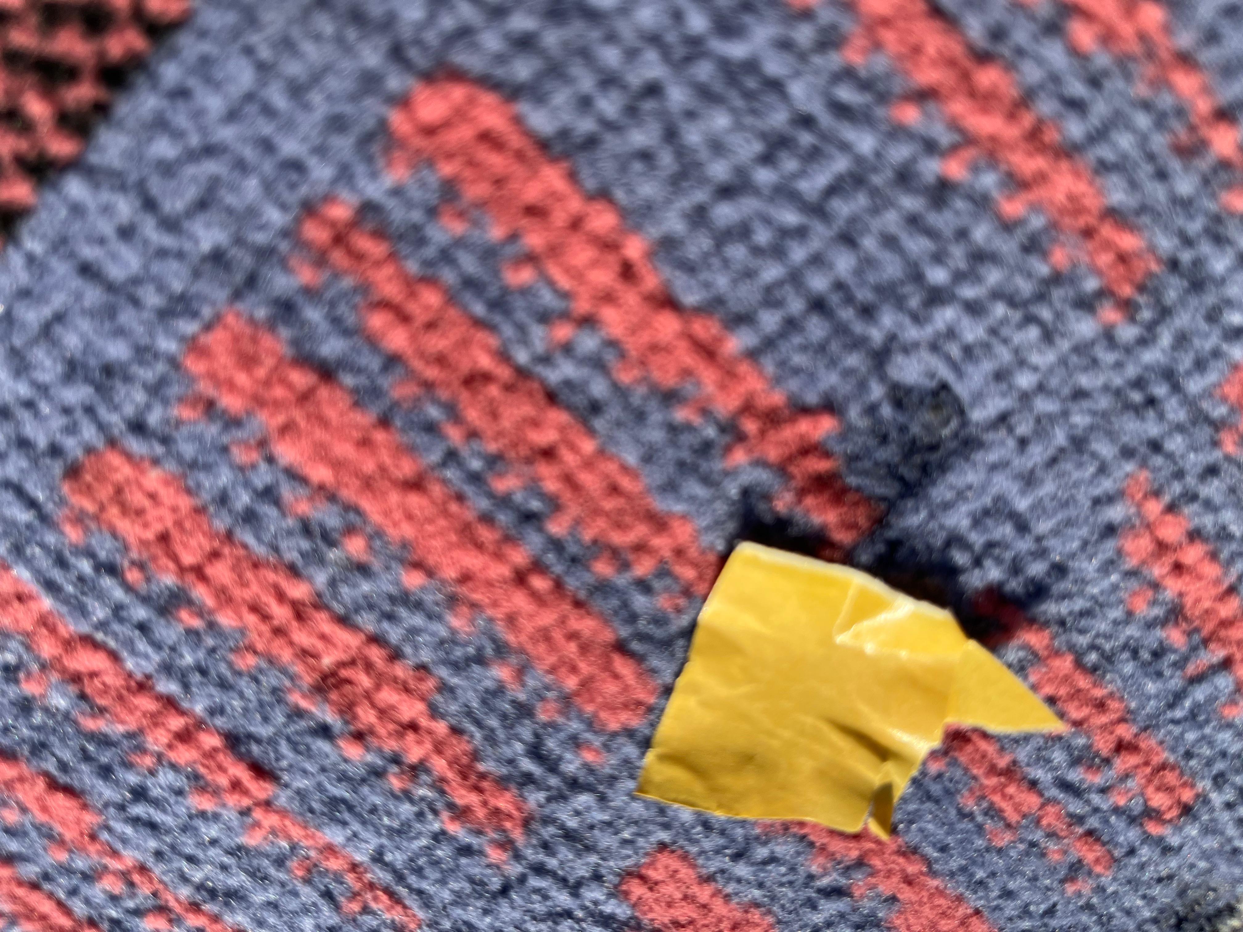 Zeitloser synthetischer Teppich, inspiriert vom berühmten Künstler William Morris