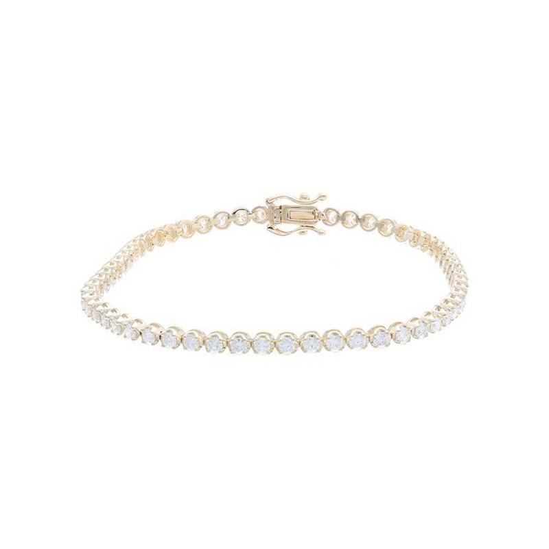 Modern Timeless Tennis Bracelet in 14K Yellow Gold and Diamonds (2.3ct) For Sale