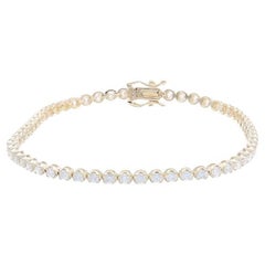 Timeless Tennis Bracelet in 14K Yellow Gold and Diamonds (2.3ct)