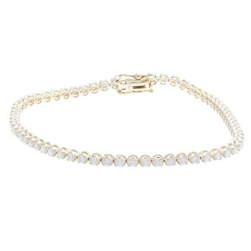 Round Cut Timeless Tennis Bracelet in 18K Yellow Gold and Diamonds (2ct) For Sale