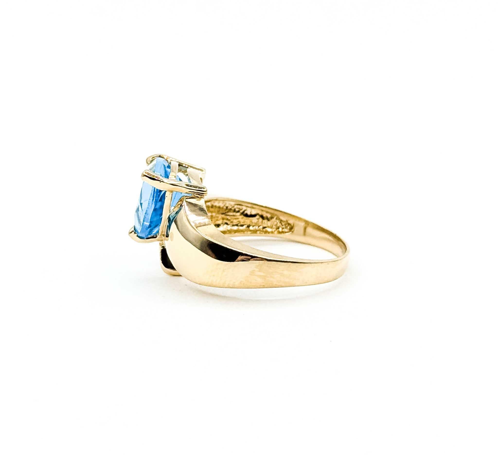 Timeless Topaz Elegance Ring in 10k Bypass Gold For Sale 3