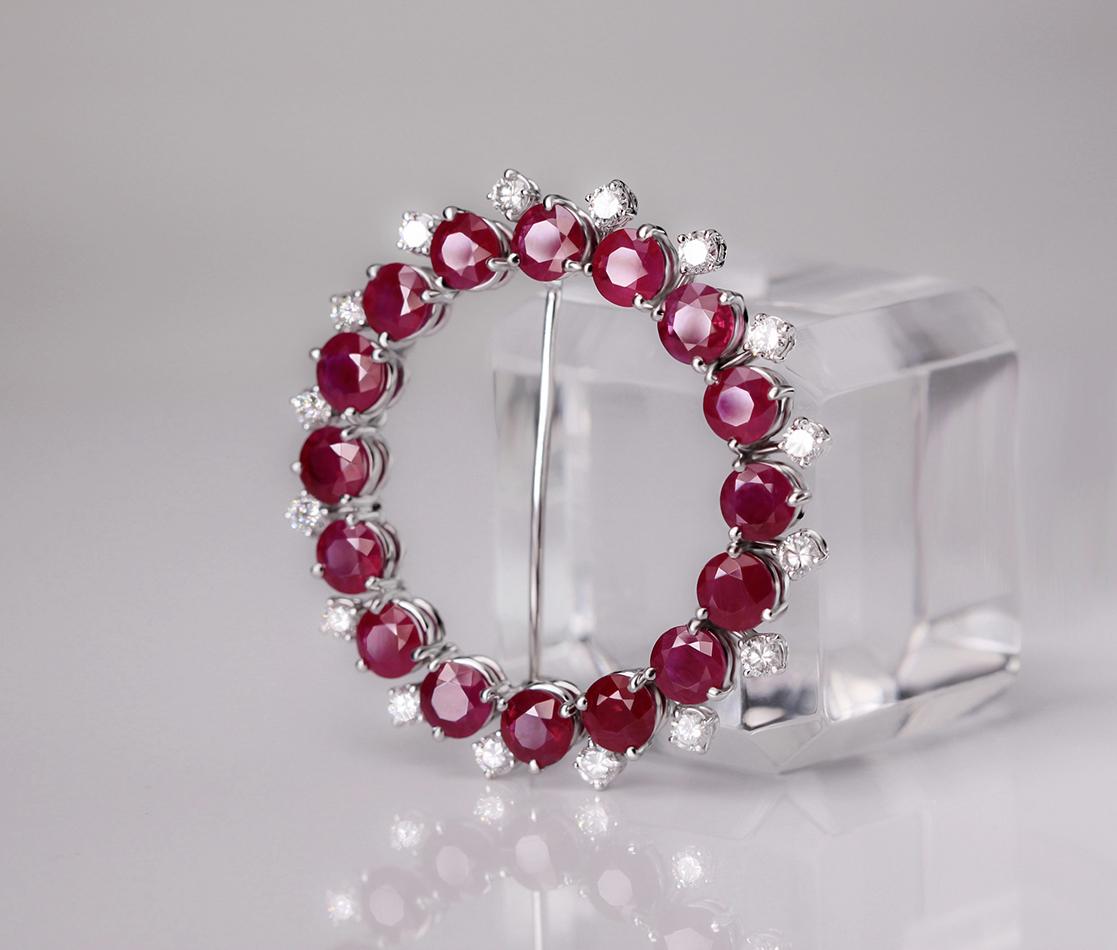 Round Cut Timeless Treasure:18kt White Gold Brooch with 12 ct Burmese Rubies and Diamonds For Sale
