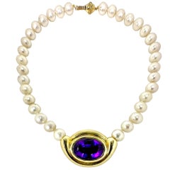 Timeless Retro 18k Gold Modernist Necklace with Amethyst and Akoya Pearls