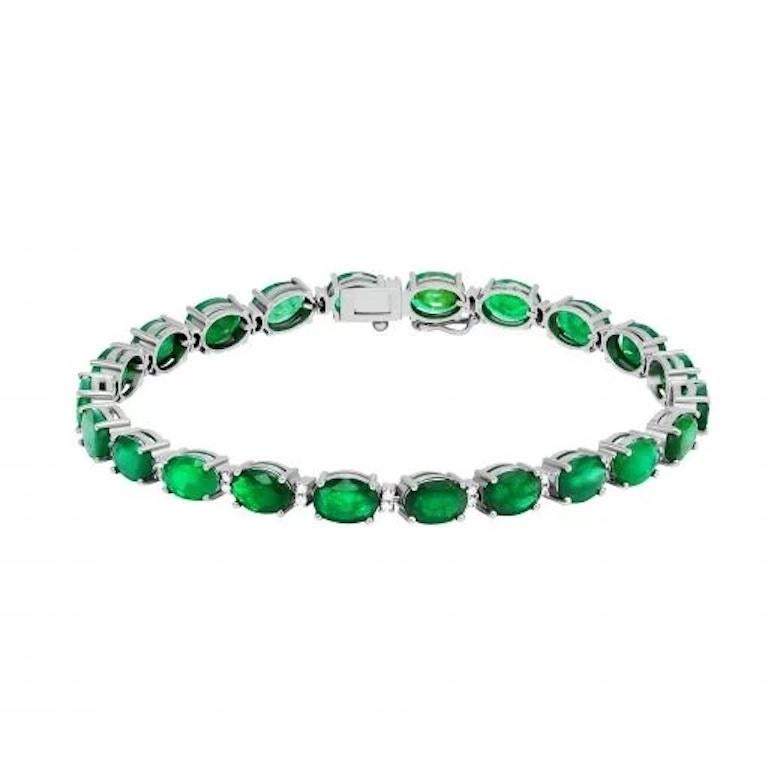 Emerald Cut Timeless White Gold 18k Tennis Bracelet Diamond Emerald 15.95 Carat for Her For Sale