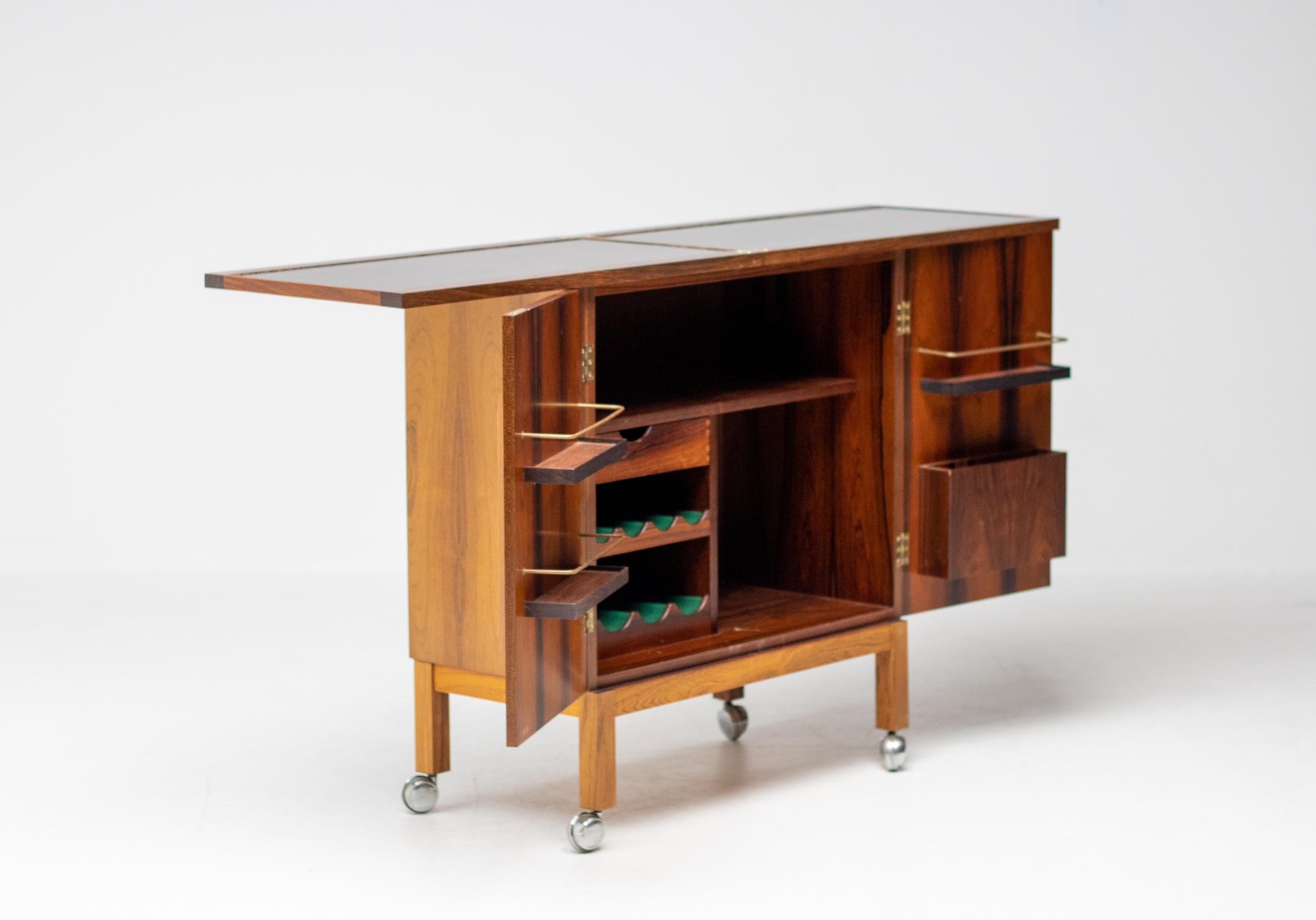 Mueble Bar Extensible 