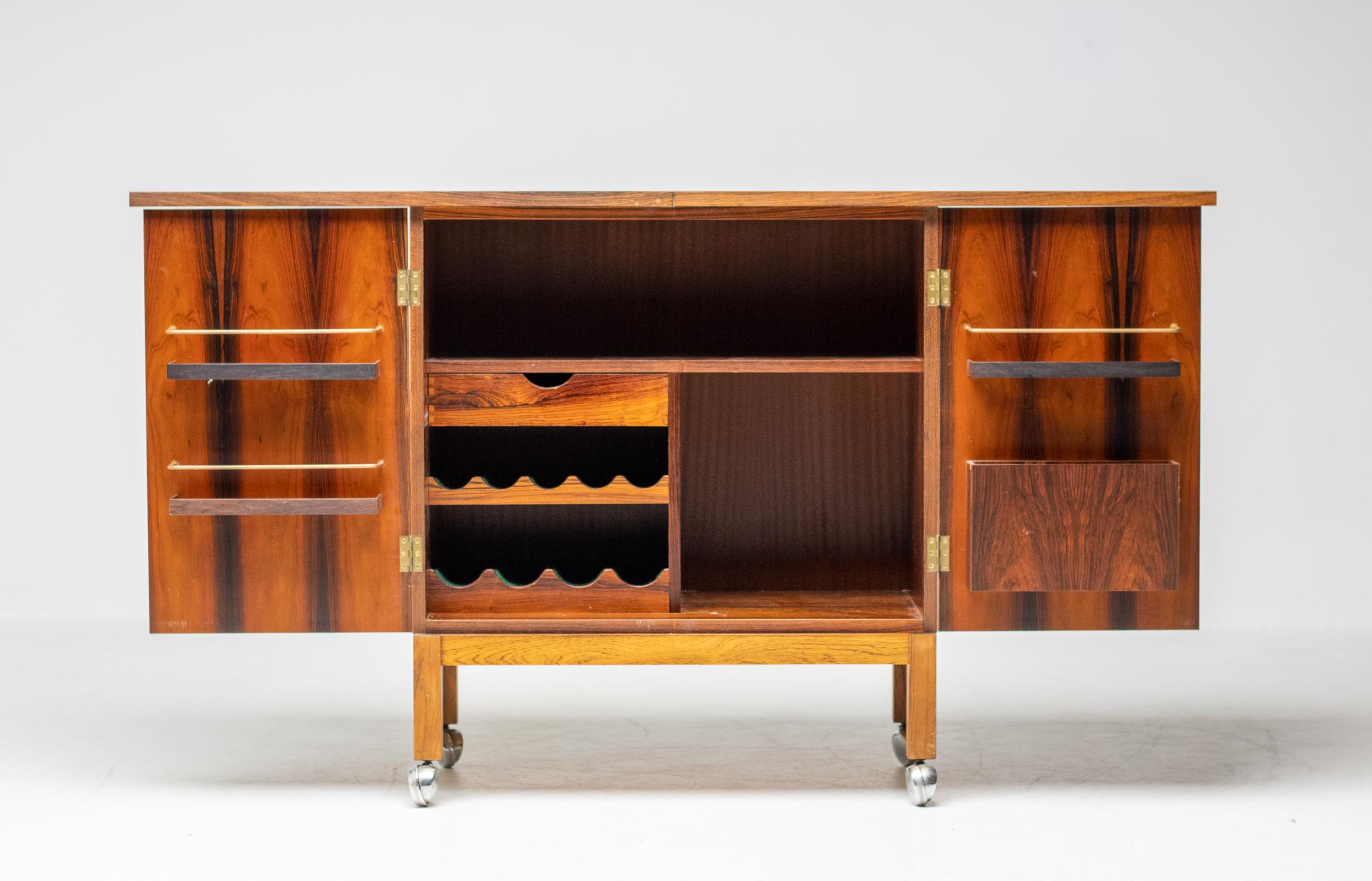 Mueble Bar Extensible 