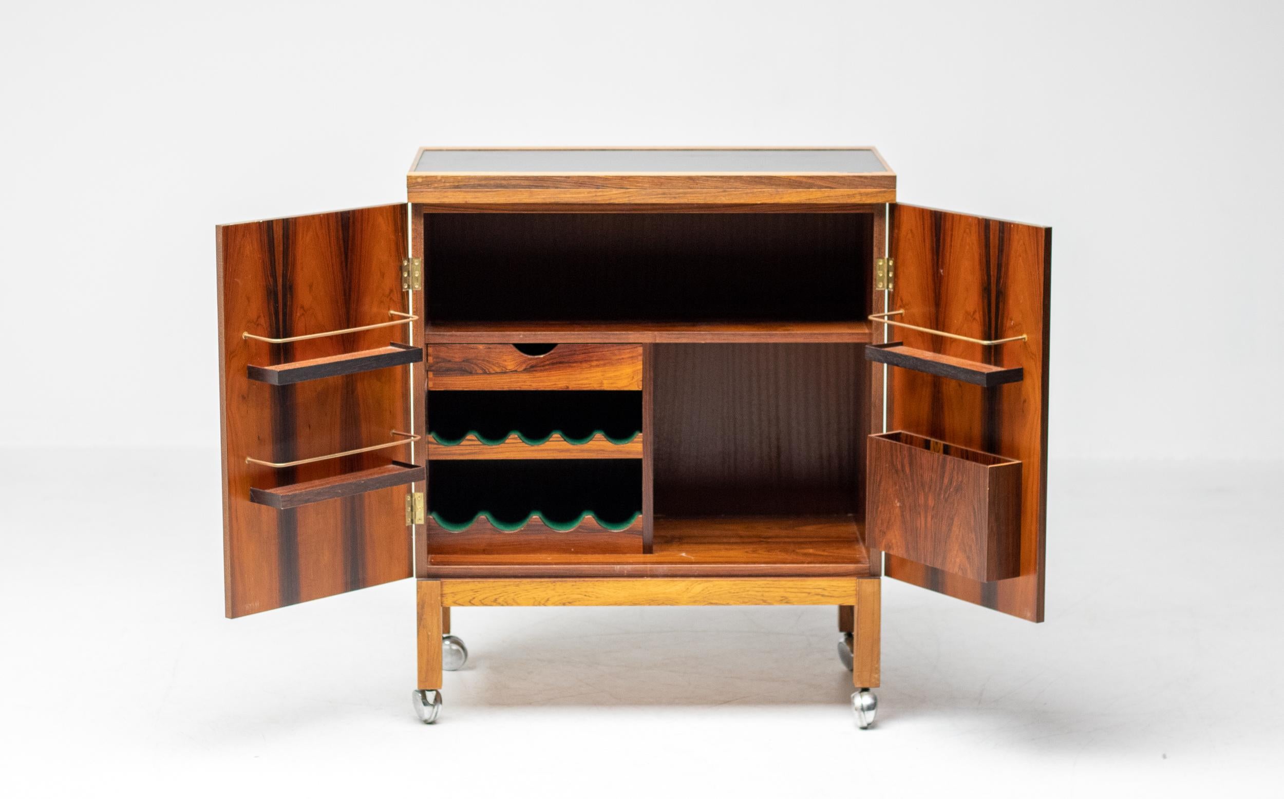 Mueble Bar Extensible 