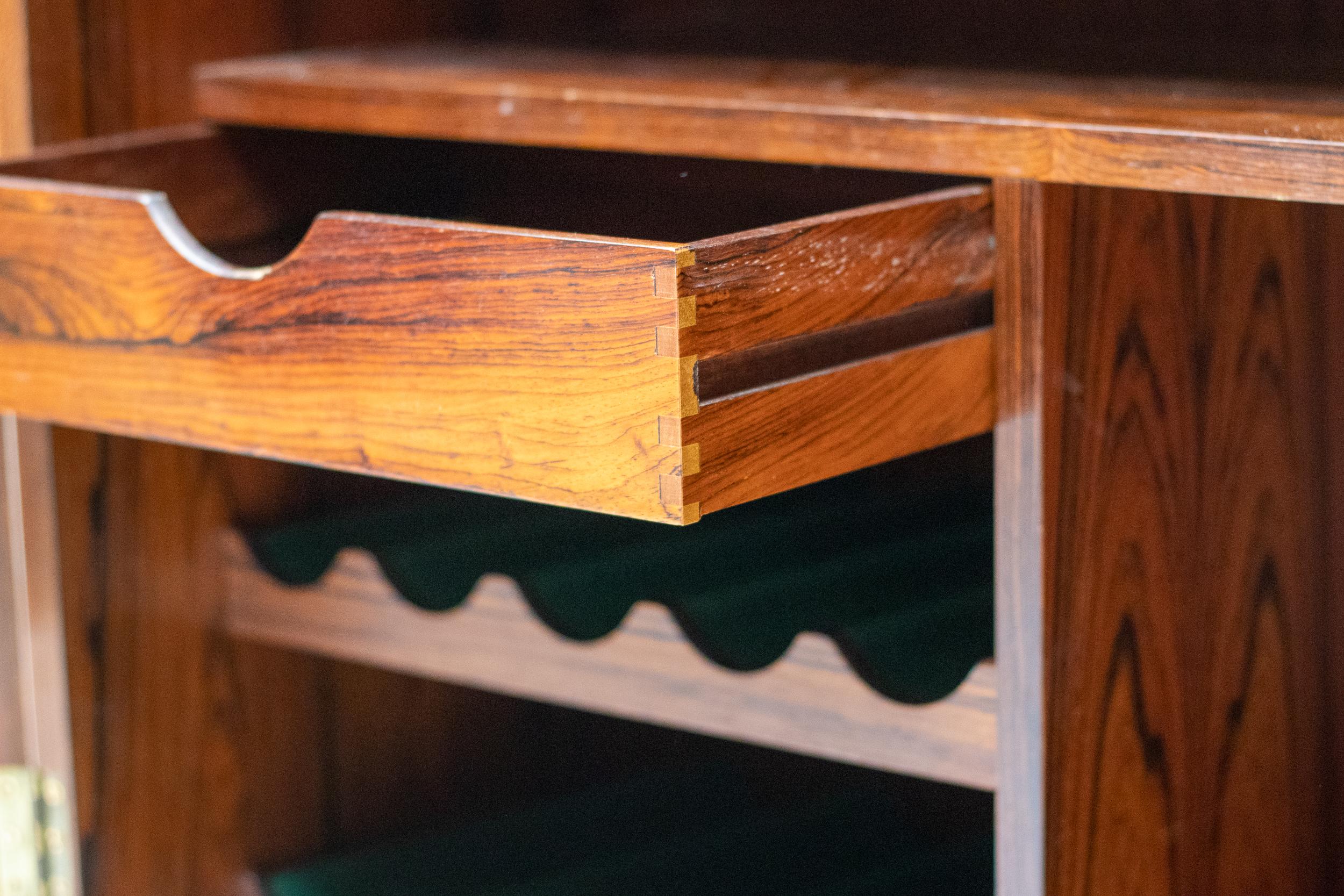 Mueble Bar Extensible 