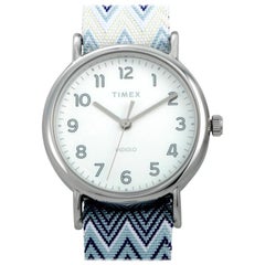 Timex Montre Weekender bleue à chevrons TW2R59200