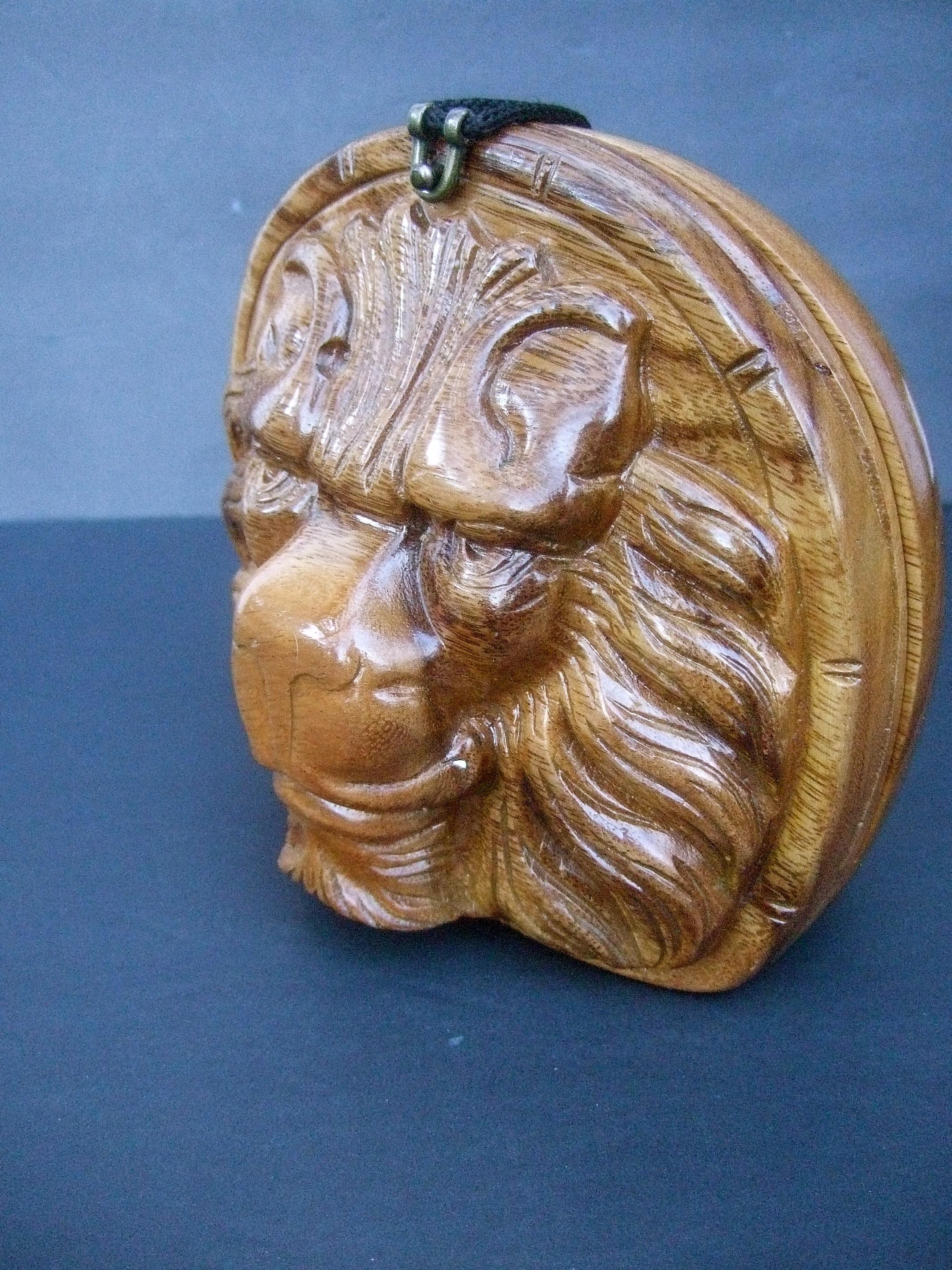 Timmy Woods Beverly Hills Carved Wood Artisan Lion Shoulder Bag c 1990s For Sale 2