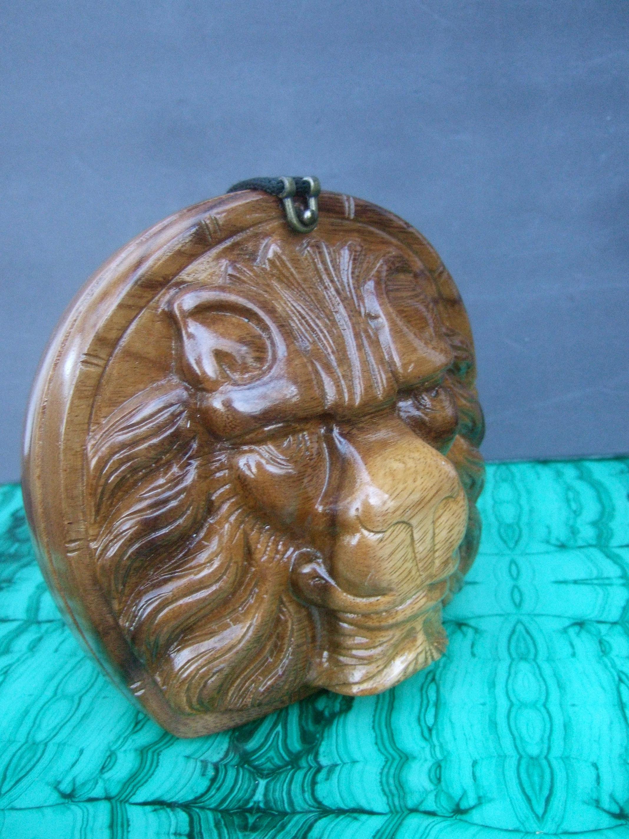 Timmy Woods Beverly Hills Carved Wood Artisan Lion Shoulder Bag c 1990s For Sale 4