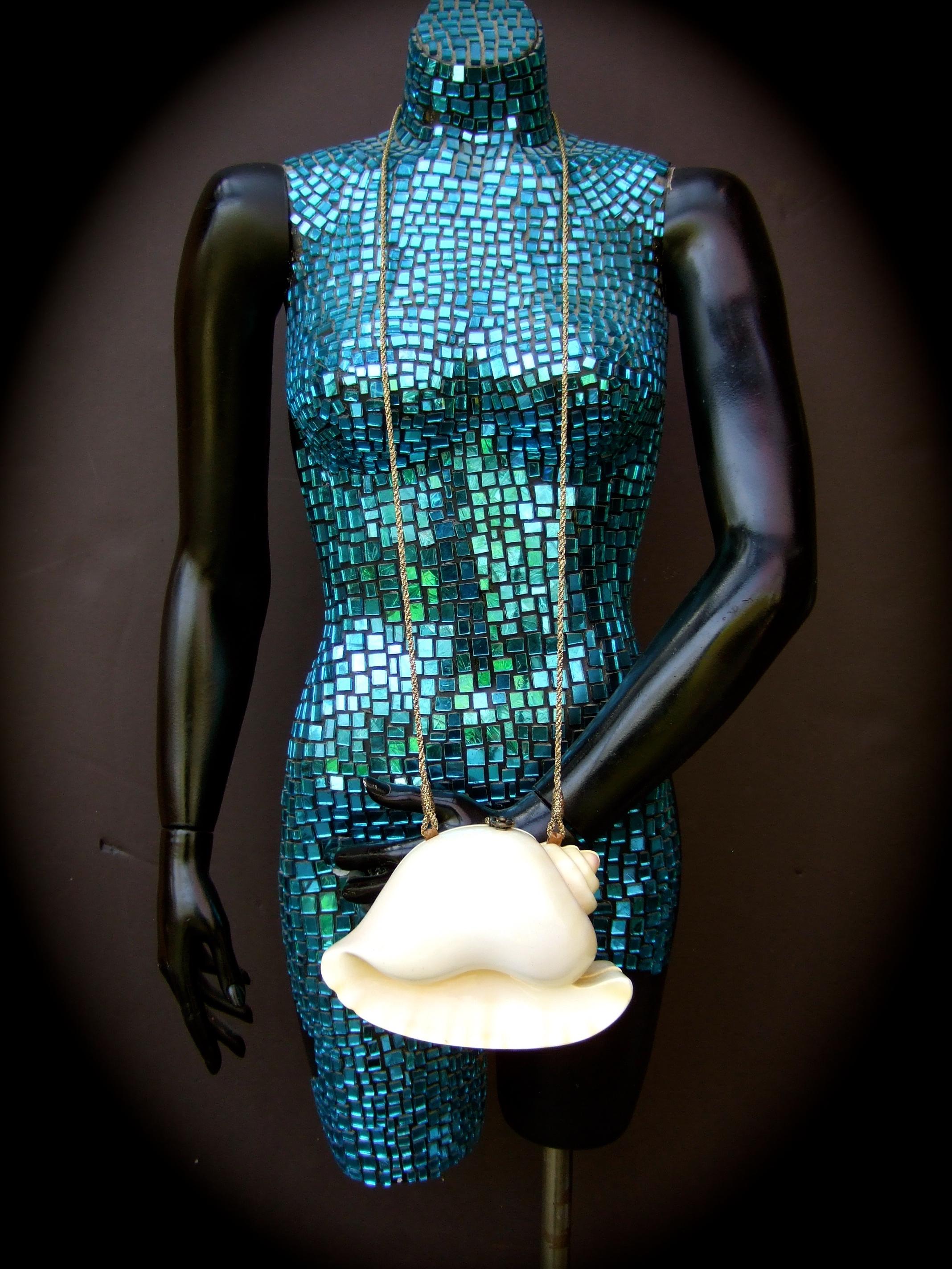 Women's Timmy Woods Beverly Hills Wood & Enamel Artisan Sea Shell Shoulder Bag c 1980s