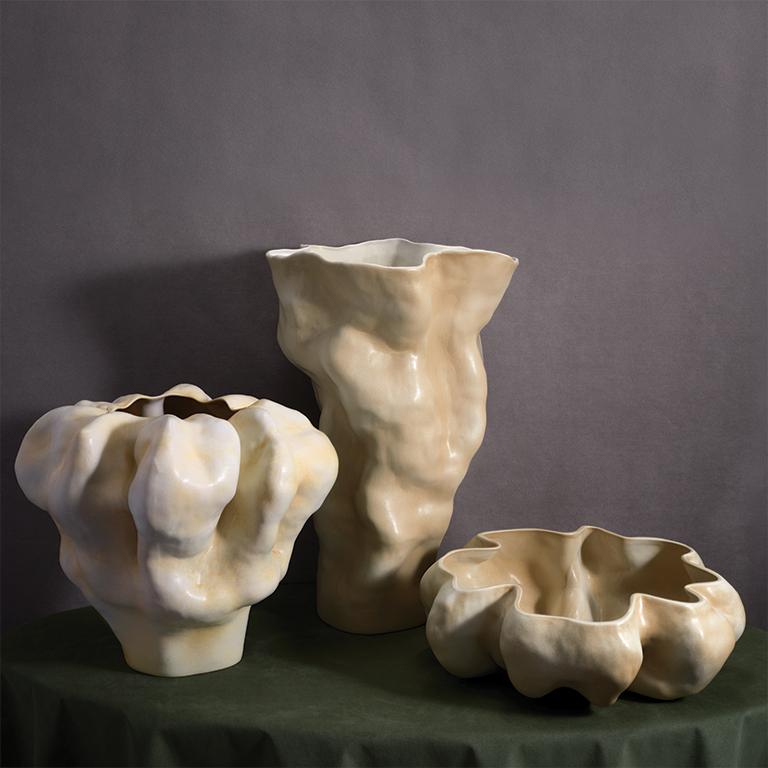 Porcelain Timna Vase Short For Sale