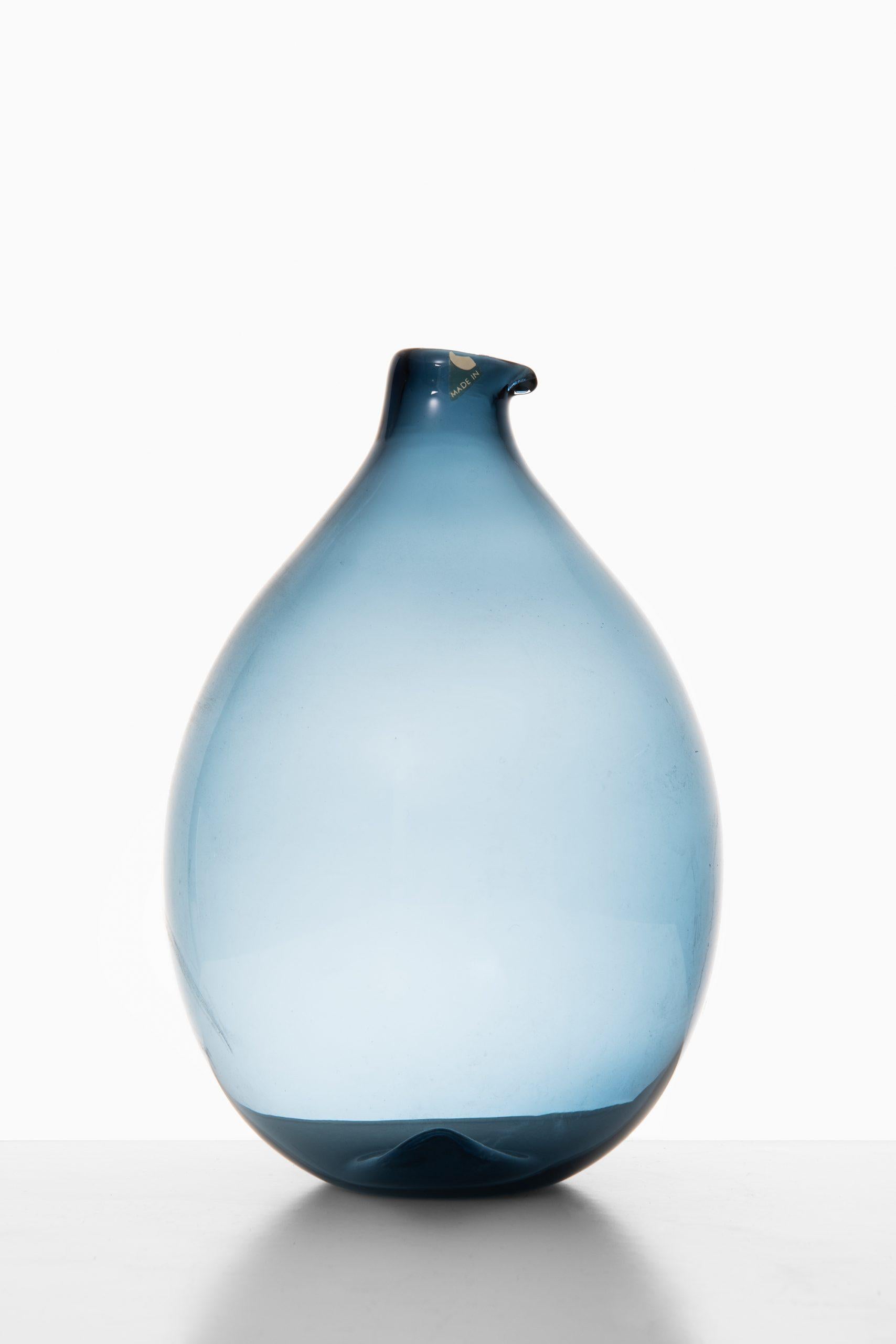 Scandinavo moderno Bottiglia / Vaso Timo Sarpaneva Modello Pullo / Vaso per uccelli di Iittala in Finlandia in vendita