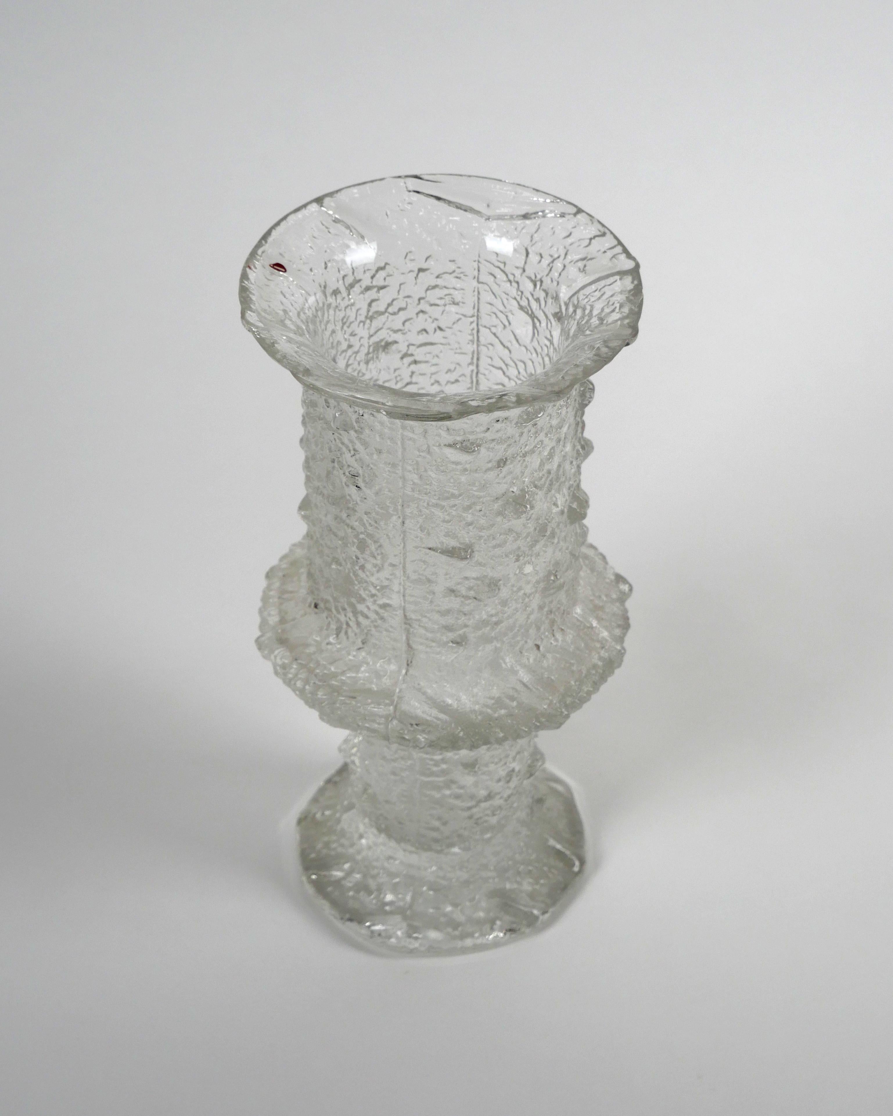 Mid-Century Modern Timo Sarpaneva for Iittala, 'Nardus' Clear Glass Vase, 1968, Beautiful Example