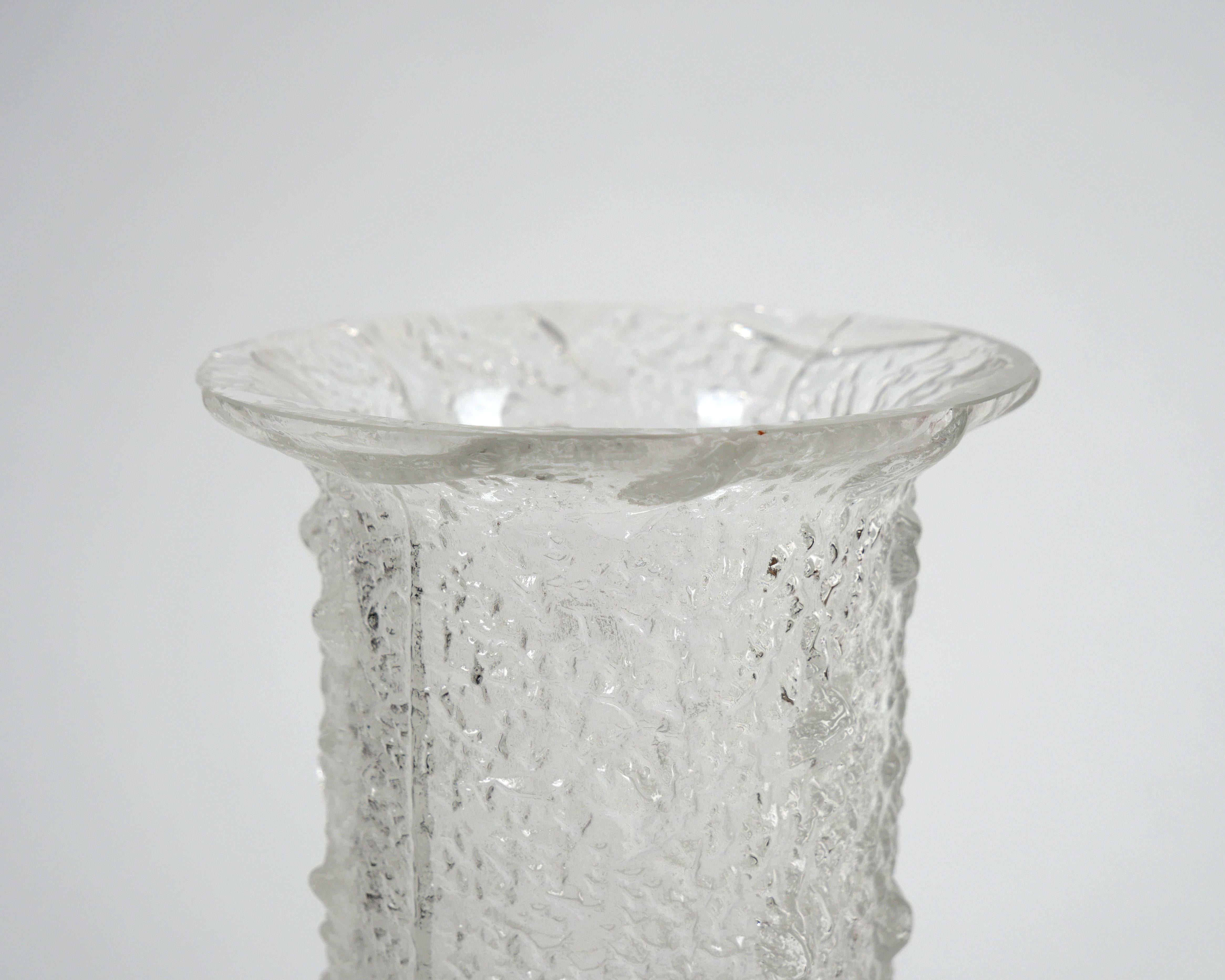 Timo Sarpaneva for Iittala, 'Nardus' Clear Glass Vase, 1968, Beautiful Example In Excellent Condition In London, GB
