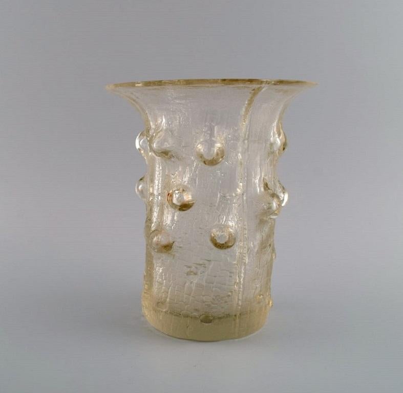 Scandinavian Modern Timo Sarpaneva for Iittala, Organically Shaped Finlandia Vase in Art Glass For Sale