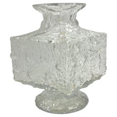Vase en verre d
art brutaliste Crassus de Timo Sarpaneva Littala Crassus, années 1960 Vase en verre d
art brutaliste Crassus de Timo Sarpaneva Littala Crassus, années 1960