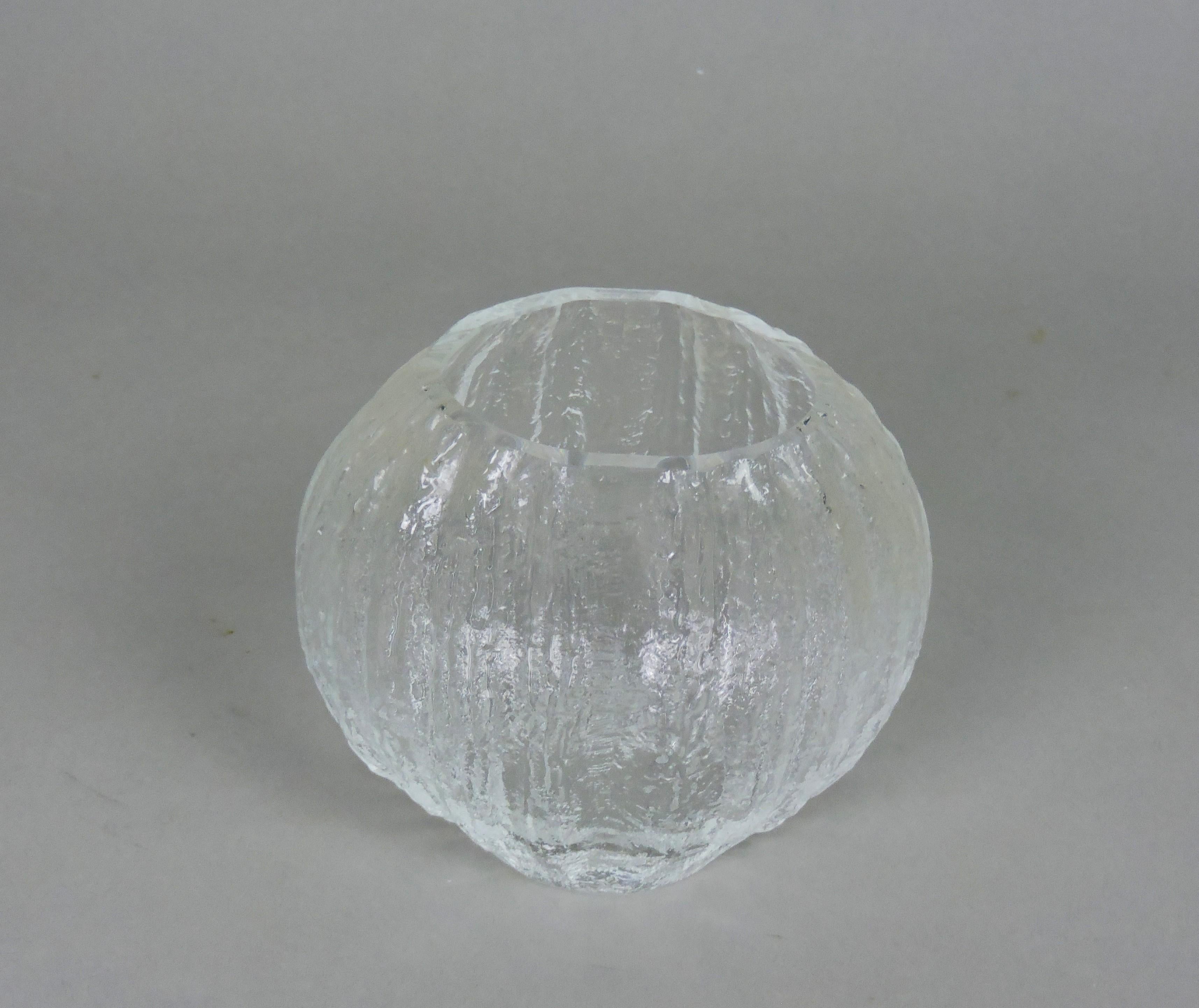 Timo Sarpaneva Scandinavian Modern Minora Clear Glass Vase for Iitala Finland For Sale 3