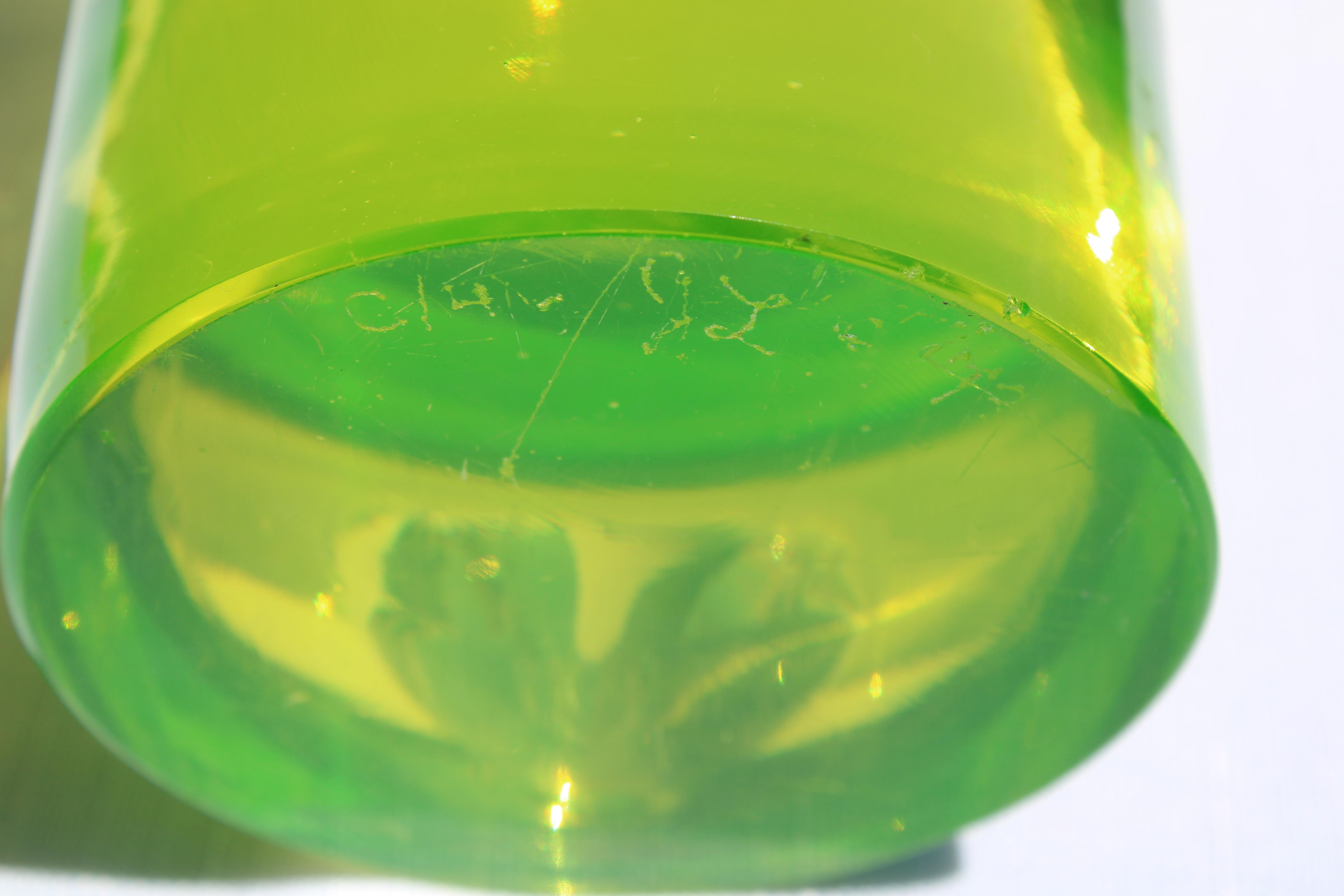 Timo Sarpaneva Vase (Chartreuse) für Venini (Ende des 20. Jahrhunderts) im Angebot