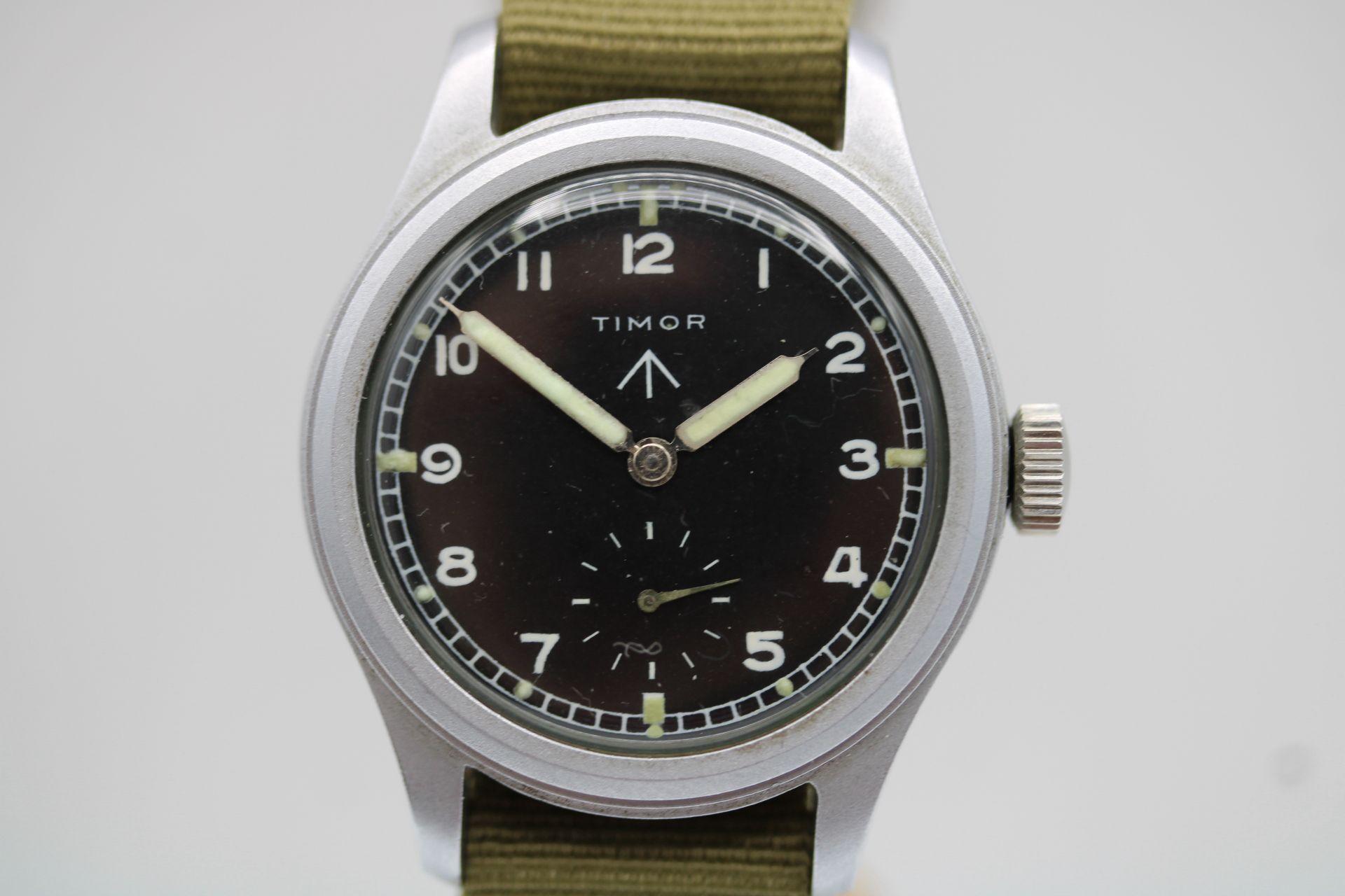 Timor WWW – Dirty Dozen British Military Watch – WW2 Era – Relumed  – 36mm
Overview:

A fine and authentic example of the highly collectible Timor WWW, one of the iconic 
