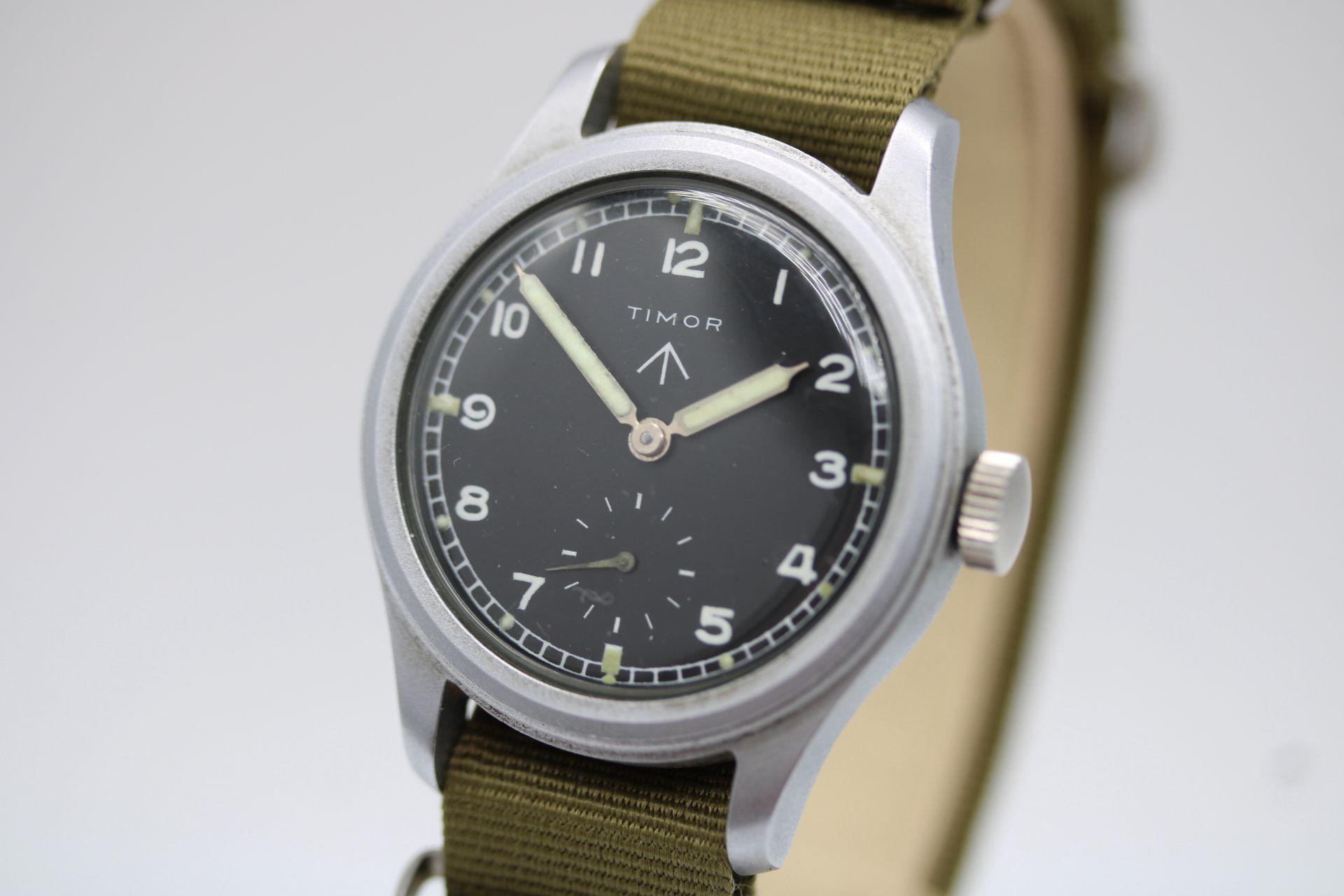 Timor WWW – Dirty Dozen British Military Watch – WW2 Era – Relumed  – 36mm In Good Condition For Sale In London, GB