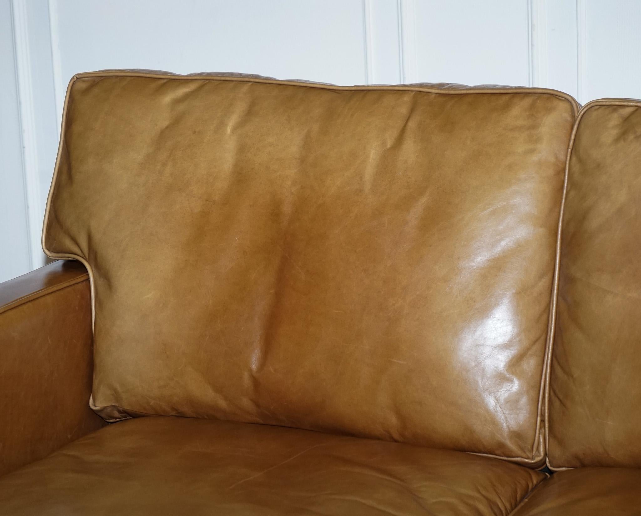 SOFA TIMOTHY OULTON HALO TWO SEATER ViSCOUNT TAN LEATHER SOFA (1/2) Bon état - En vente à Pulborough, GB