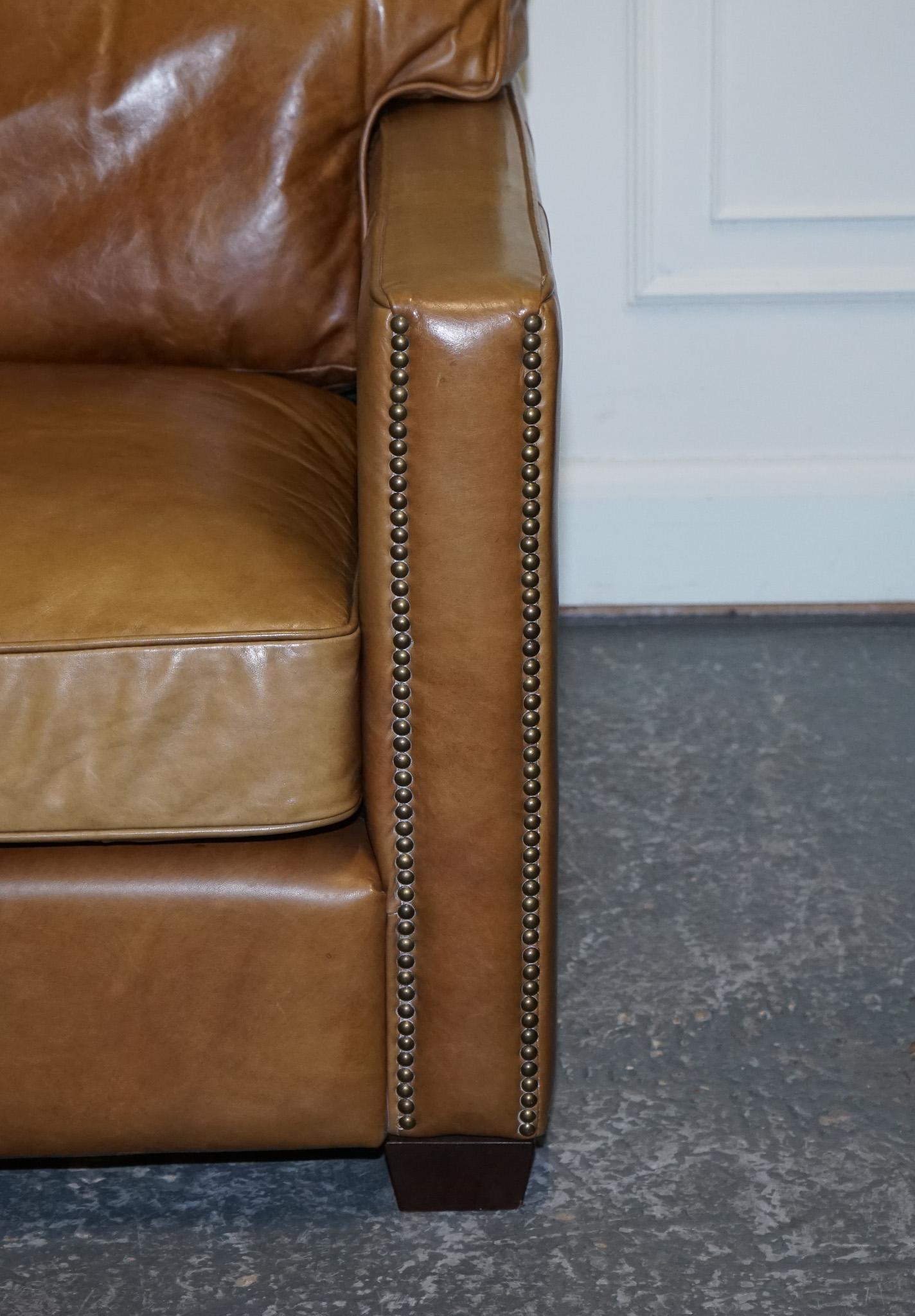 SOFA TIMOTHY OULTON HALO TWO SEATER ViSCOUNT TAN LEATHER SOFA (2/2) en vente 8