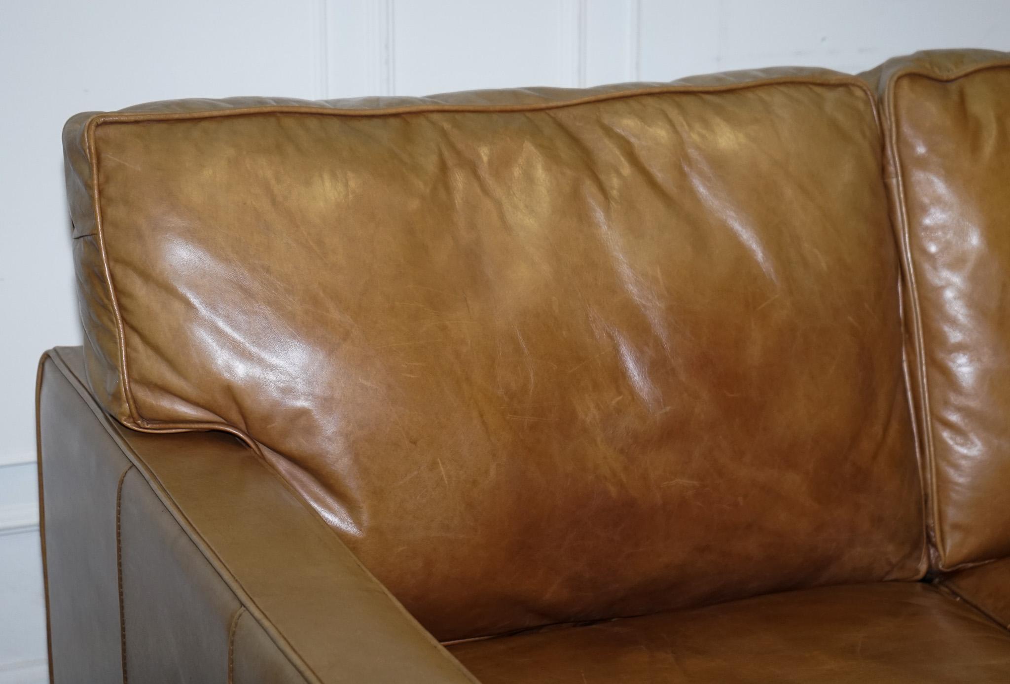 Britannique SOFA TIMOTHY OULTON HALO TWO SEATER ViSCOUNT TAN LEATHER SOFA (2/2) en vente