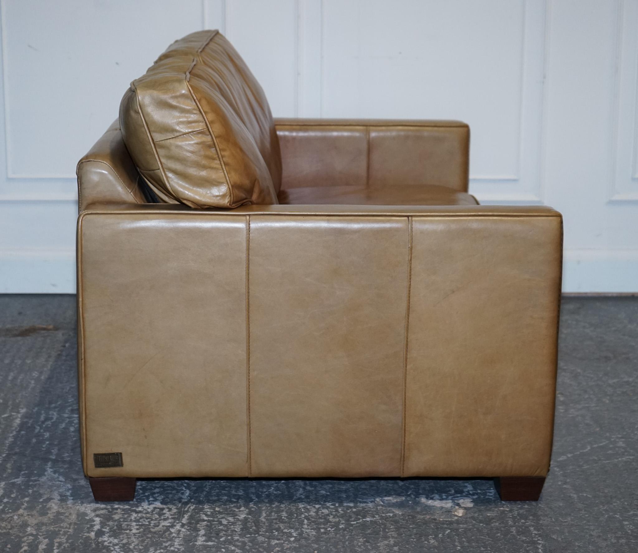 SOFA TIMOTHY OULTON HALO TWO SEATER ViSCOUNT TAN LEATHER SOFA (2/2) en vente 1