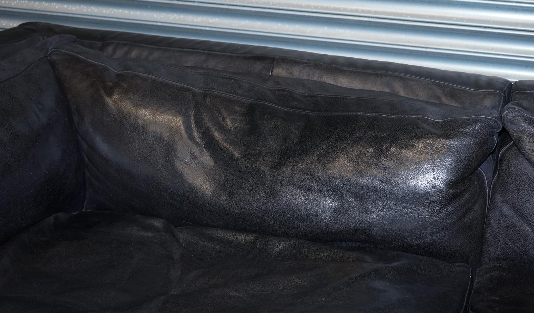 TIMOTHY OULTON ZENNA SECTIONAL GREY LEATHER SOFA FEATHER FiLLED CUSHION RRP £10K For Sale 4