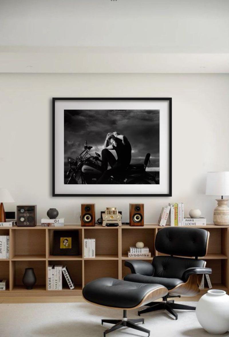 Bon Art - Coucher de soleil à moto, Photographie Fine Art en vente 7