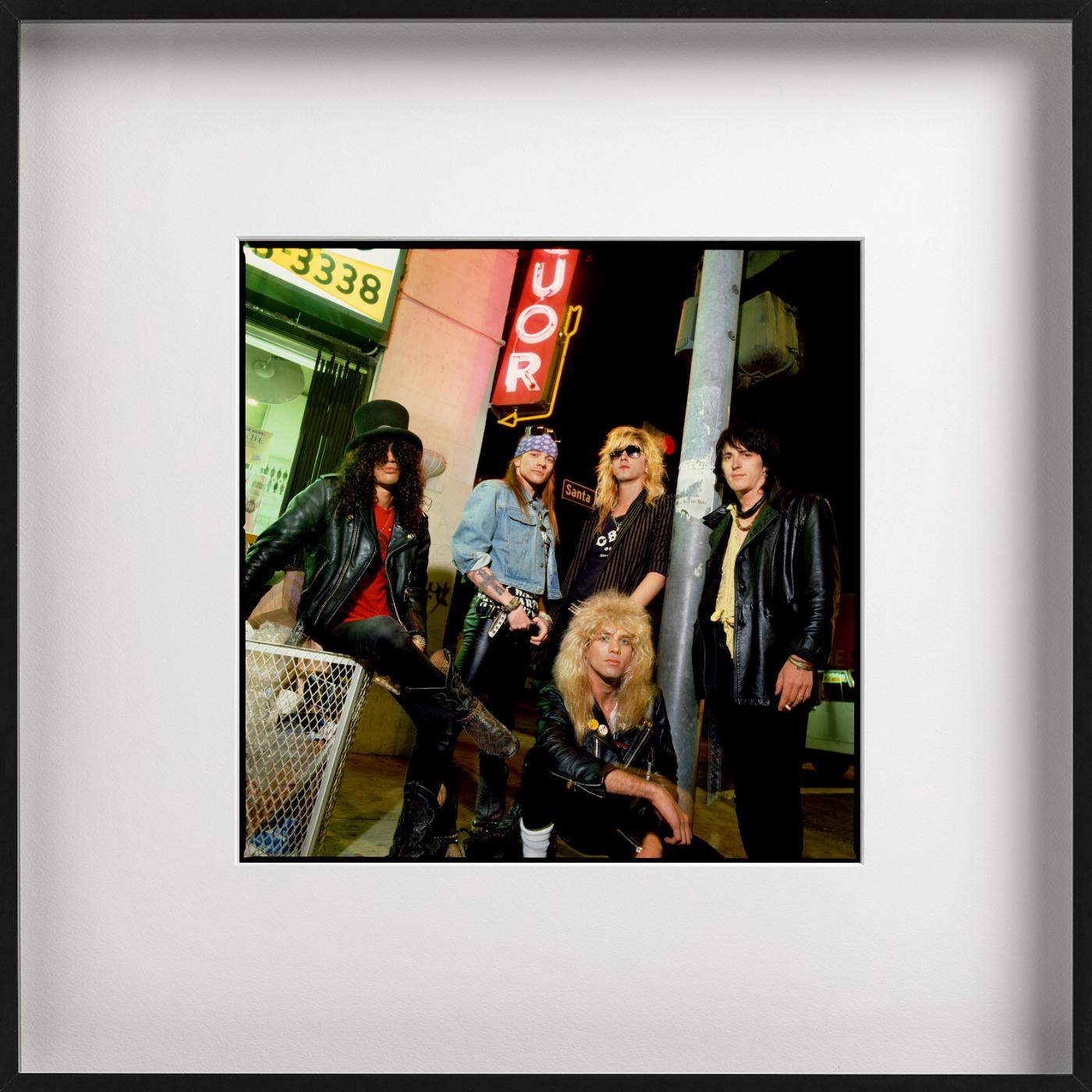 Guns and Roses, retrato, Fotografía artística - Photograph de Timothy White