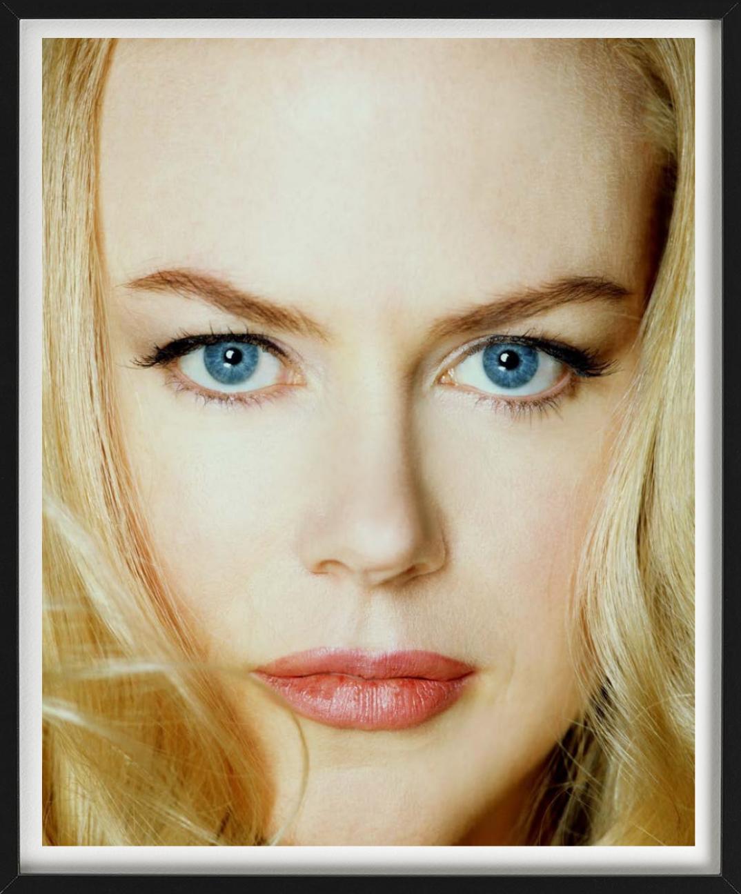 Nicole Kidman, portrait en couleur en gros plan, photographie d'art, 2003 - Photograph de Timothy White