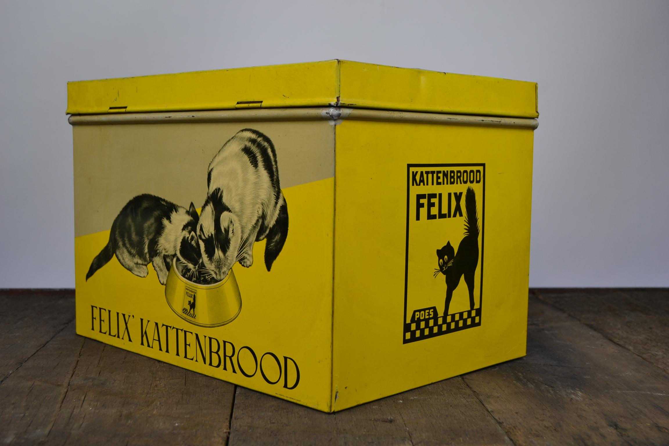 Tin Box with Felix the Cat, Mid-20th Century , Holland  4