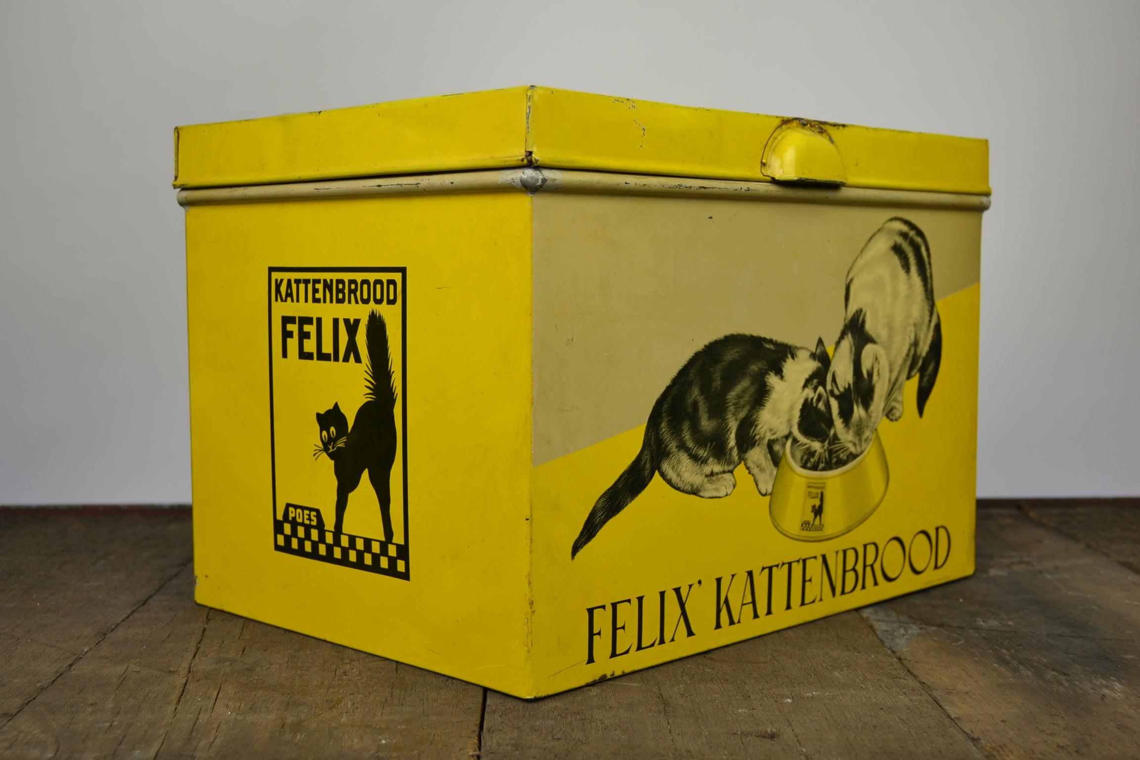 Tin Box with Felix the Cat, Mid-20th Century , Holland  6