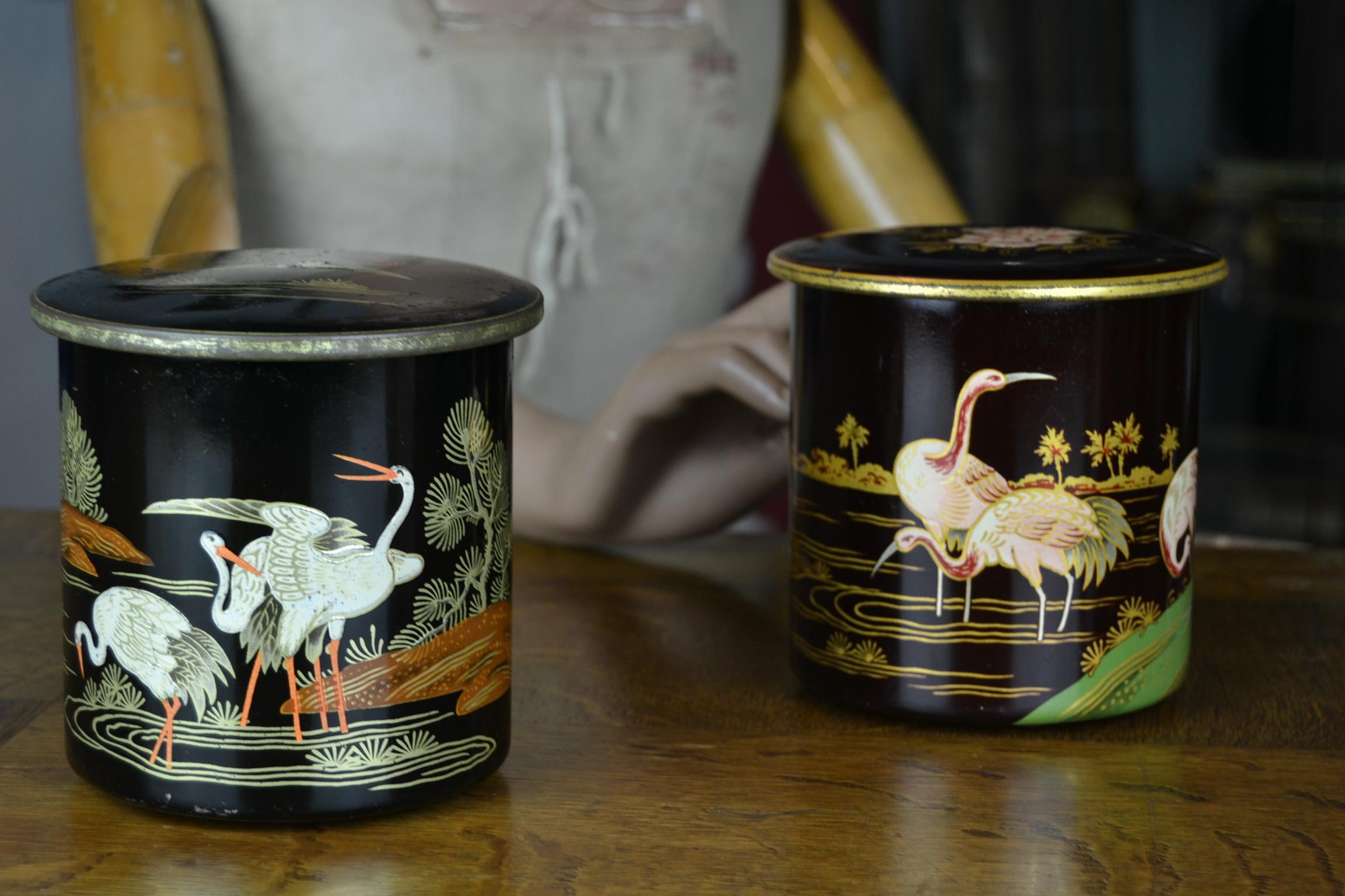 Tin Boxes with Flamingo and Cranes, Oriental Style 12