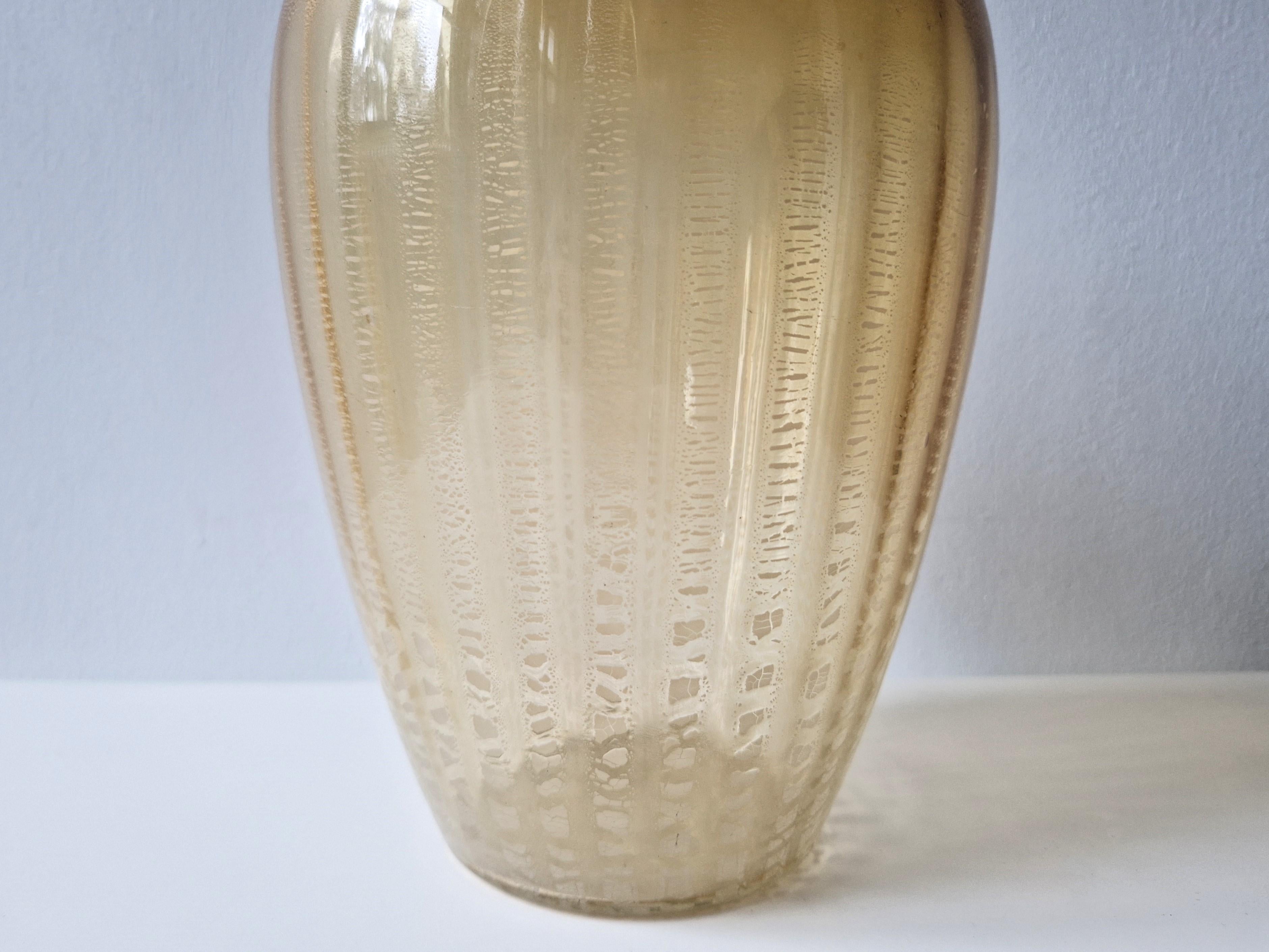 Tin crackle Sonoor vase by A.D. Copier for Leerdam, The Netherlands 1938 In Good Condition For Sale In Steenwijk, NL