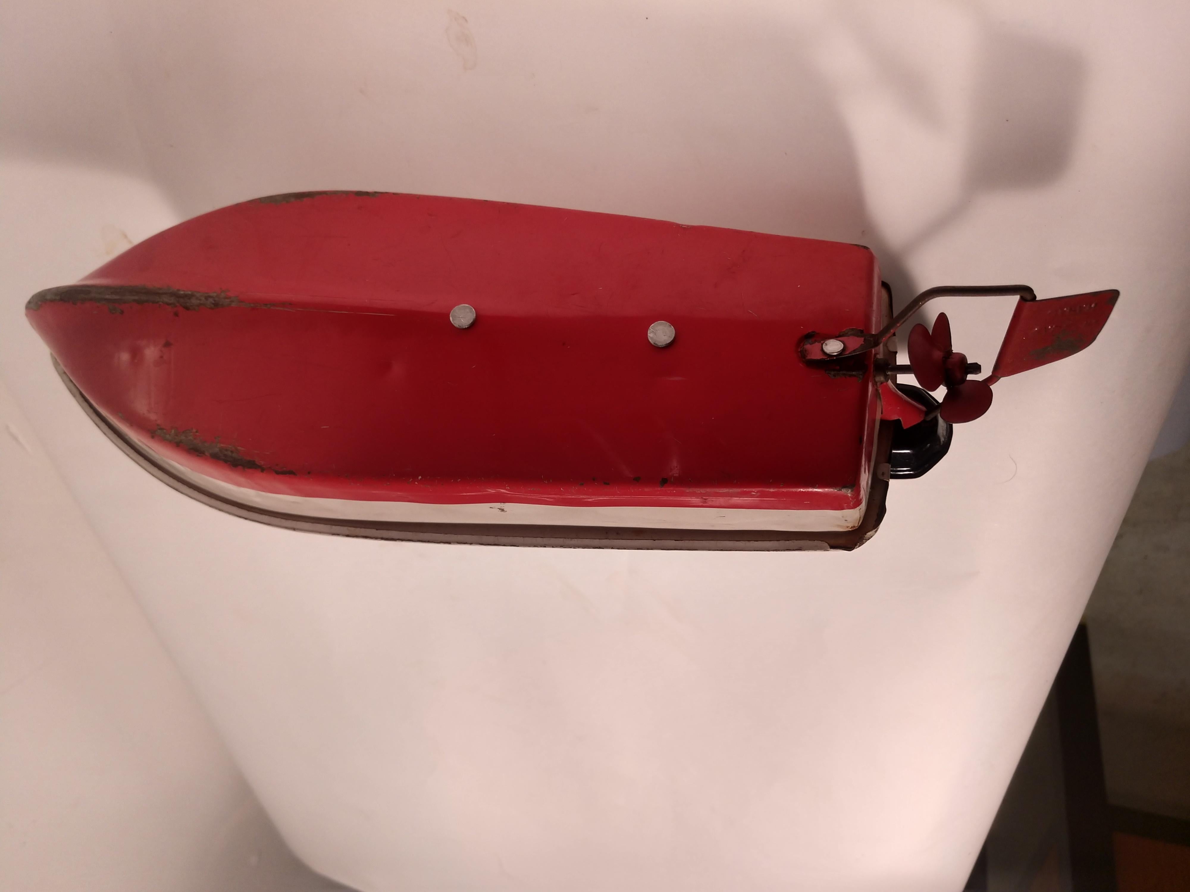 Tin Litho Windup Racing Boat, Japan, circa 1957 In Good Condition In Port Jervis, NY