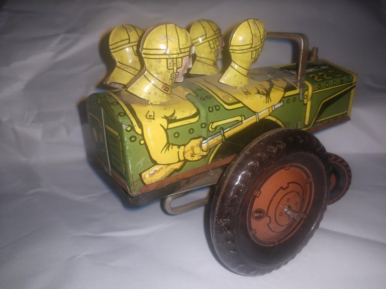 Mud Century Tin Litho Windup Toy by Louis Marx 