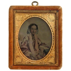Portrait d'une jeune femme en étain:: teinté à la main:: américain:: vers 1860