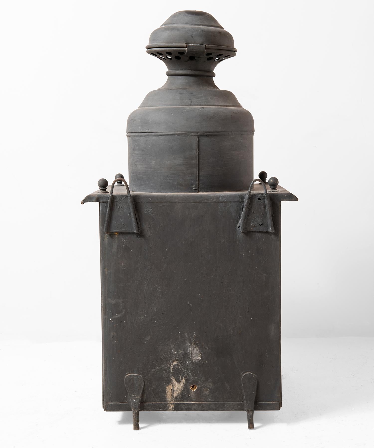 Tin Wall Lantern, France, 19th Century In Good Condition In Culver City, CA